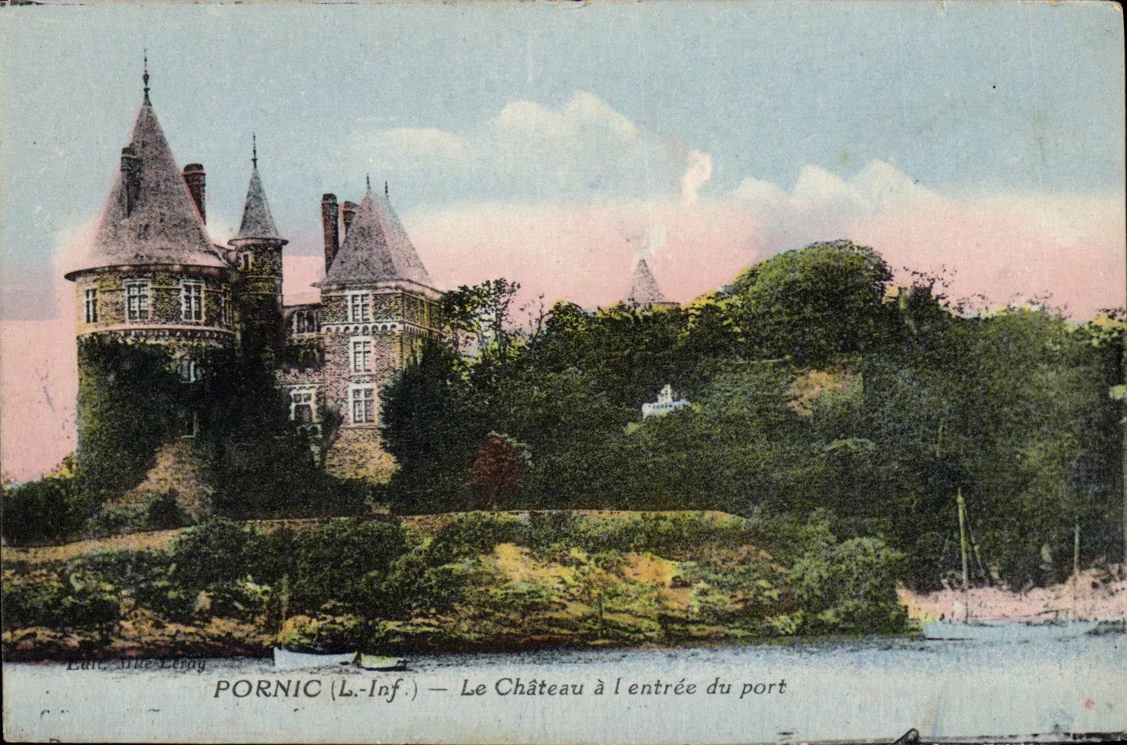 CPA Pornic Le Chateau a l'entree du Port