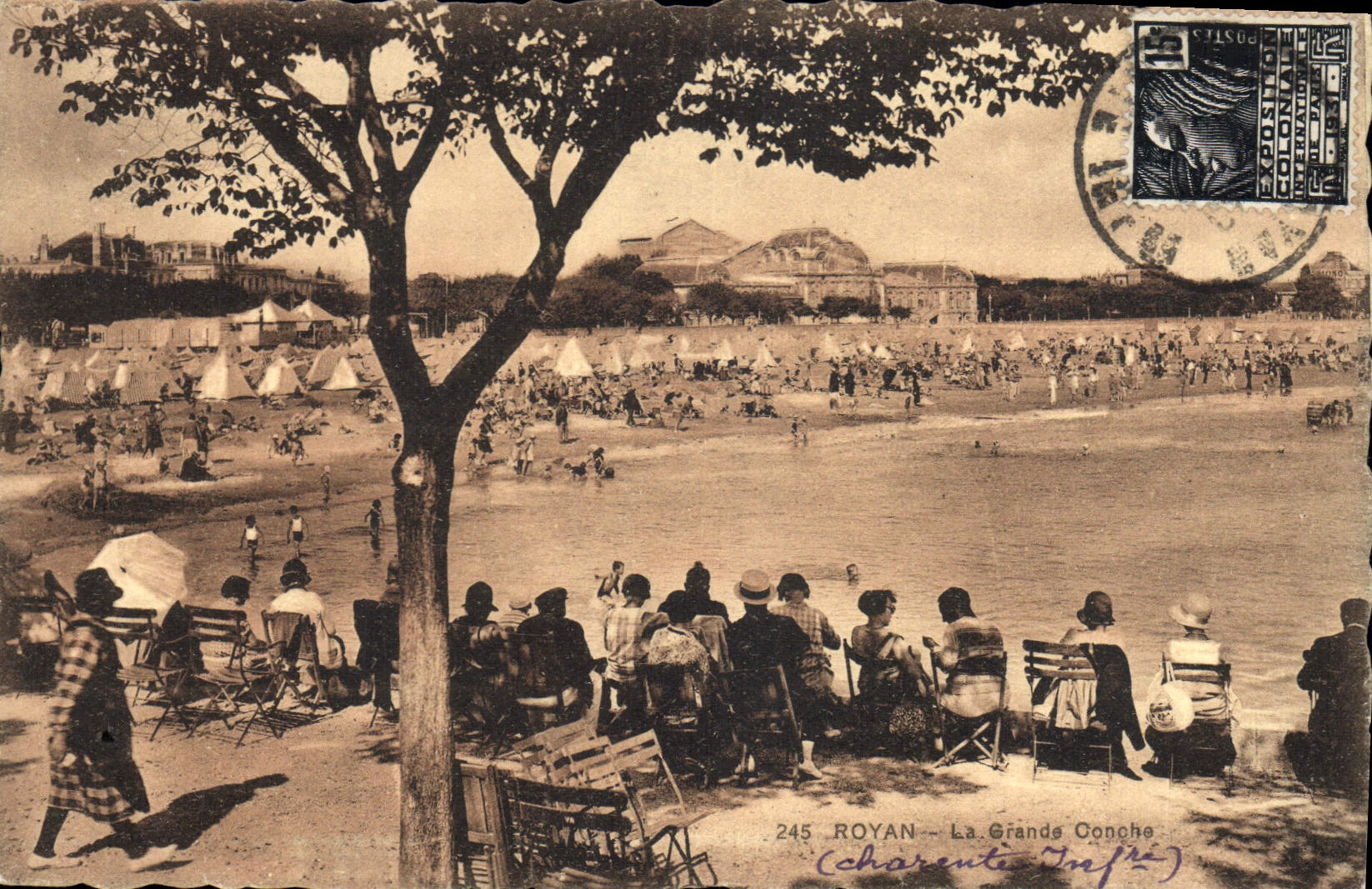 VINTAGE POSTCARD Royan Large Conche