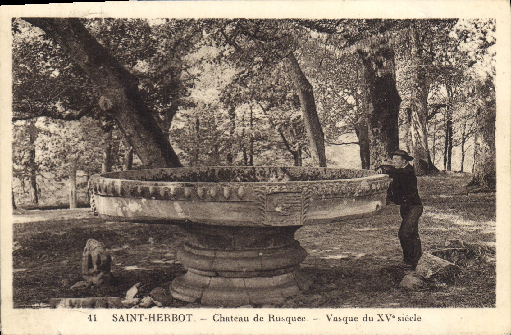 VINTAGE POSTCARD Holy Herbot Castle of Rusquec Basin