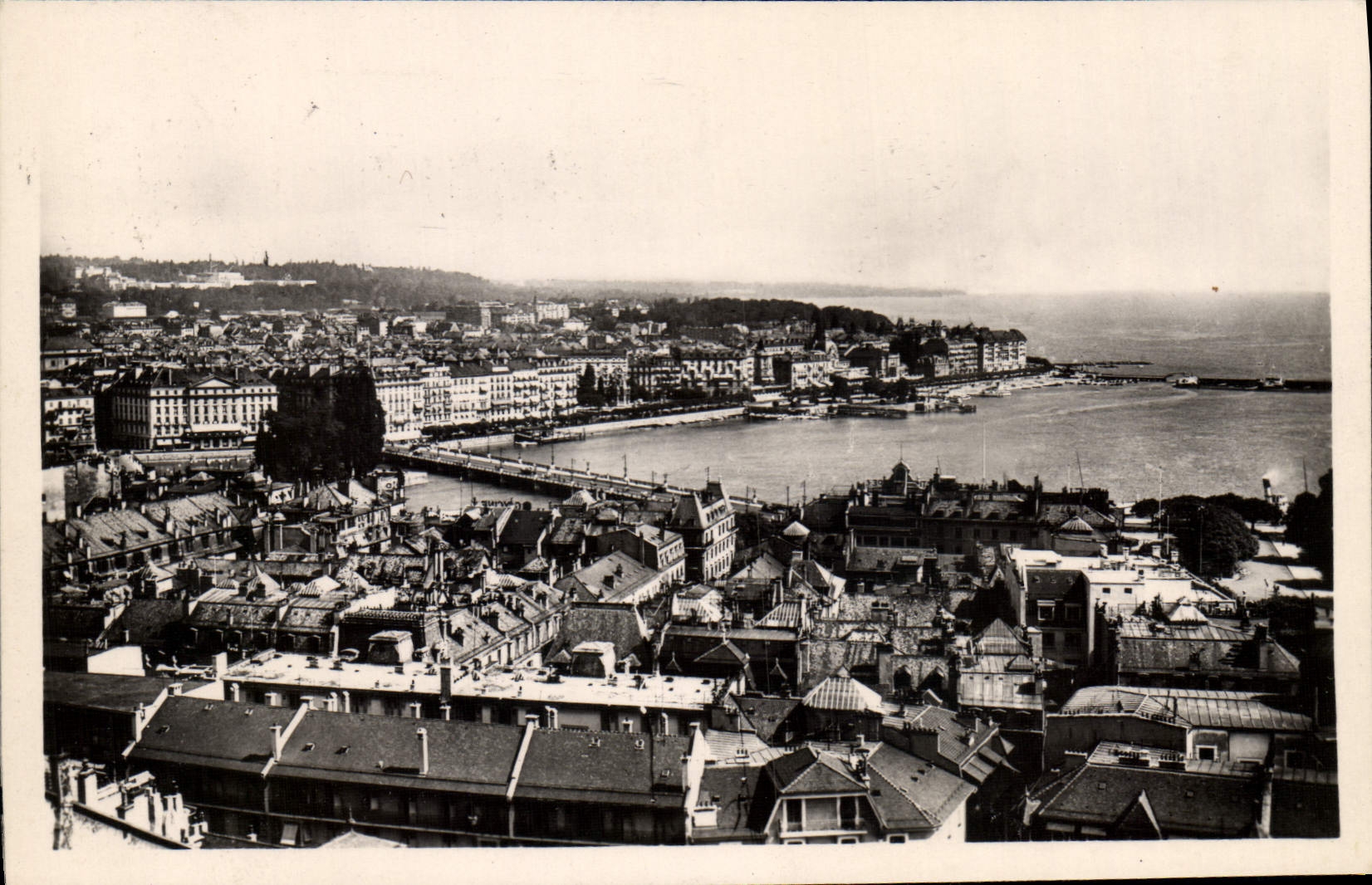 CPM Geneve Panorama Vue Prise de la Cathedrale
