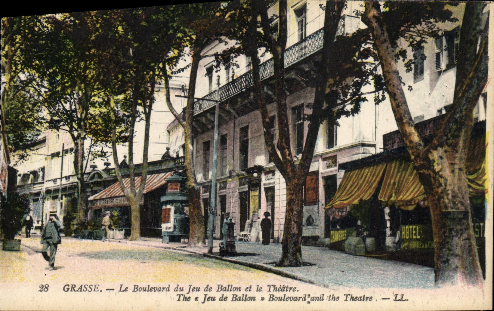 CPA Grasse Le Boulevard du Jeu de Ballon et le theatre