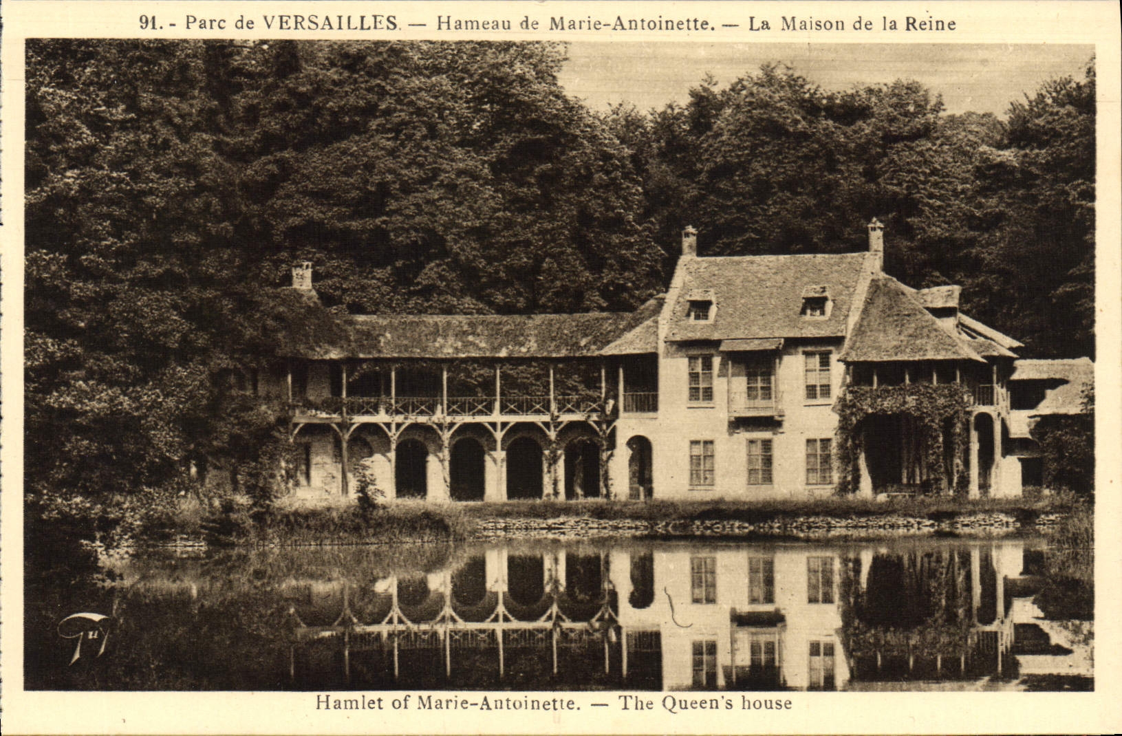 CPA Versailles Hameau De Marie Antoinette La maison de la reine