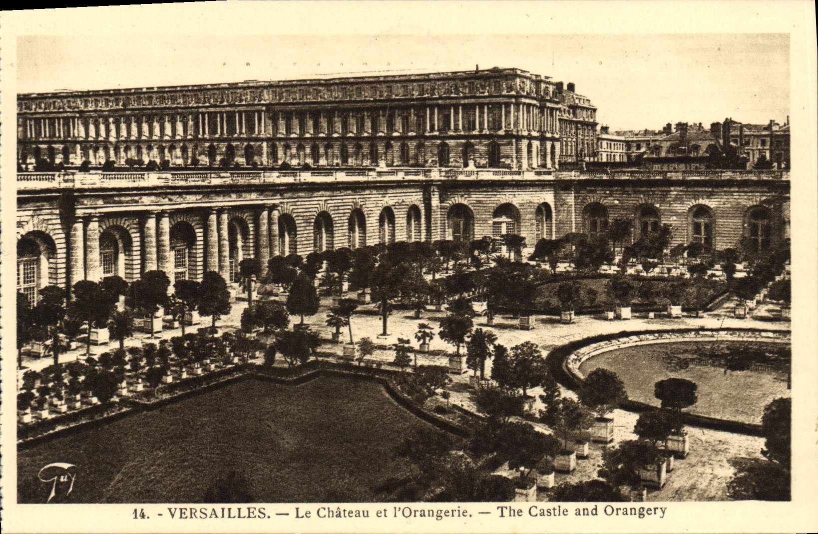 POSTAL Versalles de la VENDIMIA el castillo y el I Orangerie