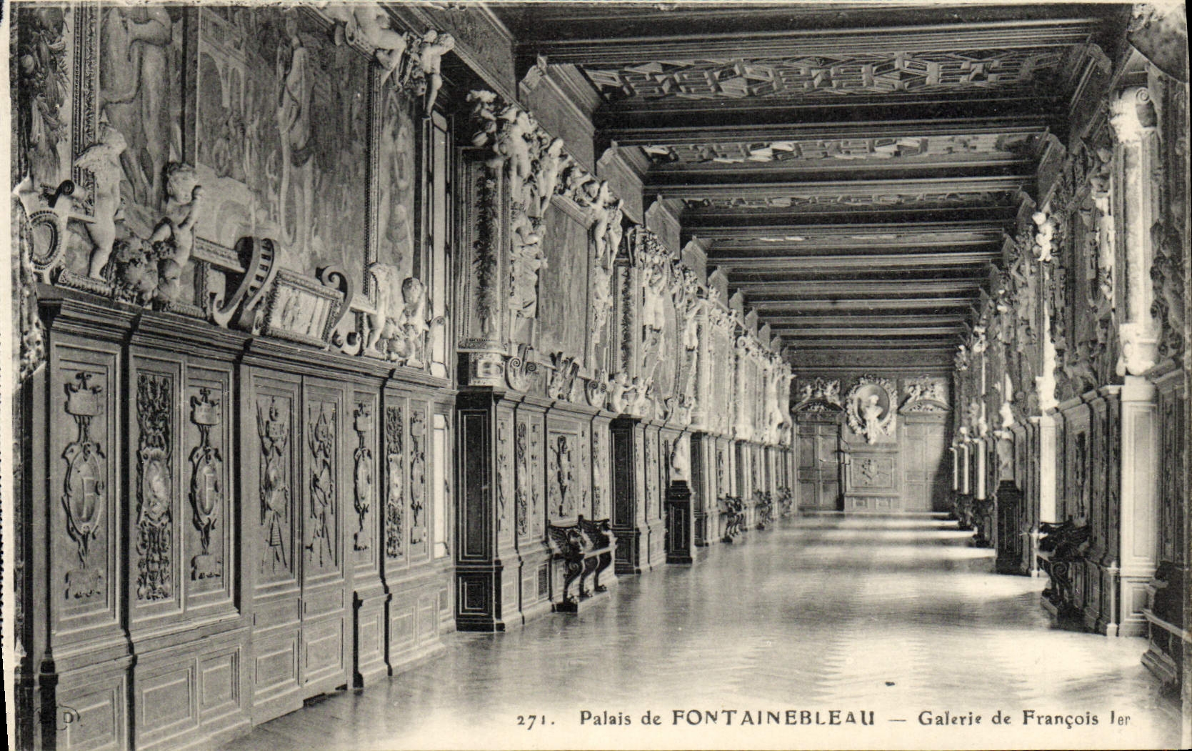 CPA Palais De Fontainebleau Galerie de Francois 1er