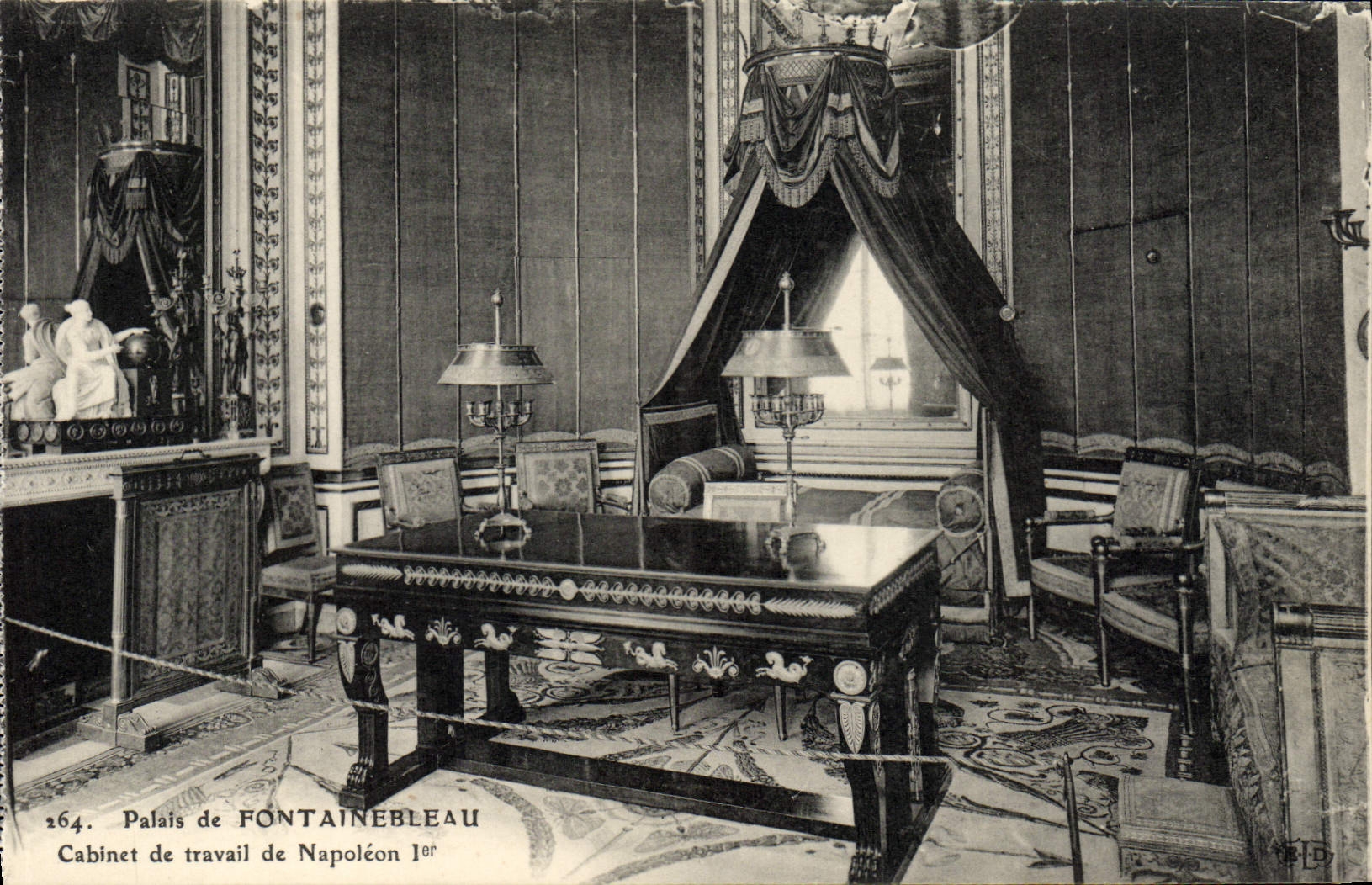 CPA Palais De Fontainebleau Cabinet De travail de Napoleon 1er
