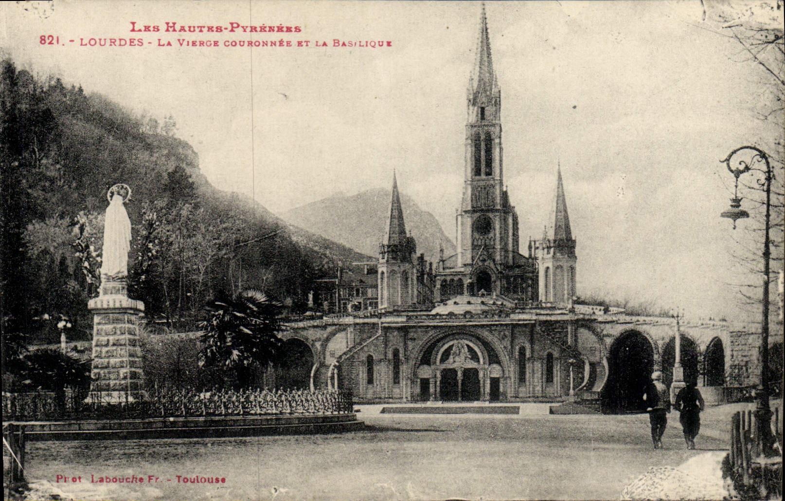 POSTAL de la VENDIMIA pesada la Virgen de Couronnee y la basílica