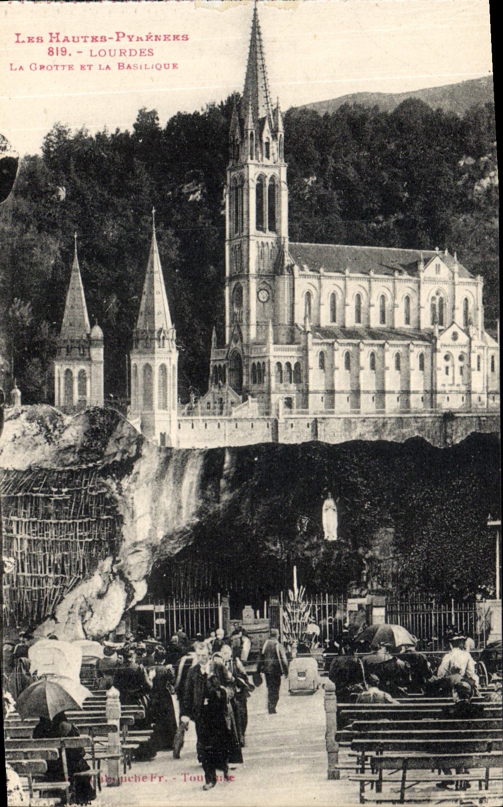 POSTAL de la VENDIMIA pesada la cueva y la basílica