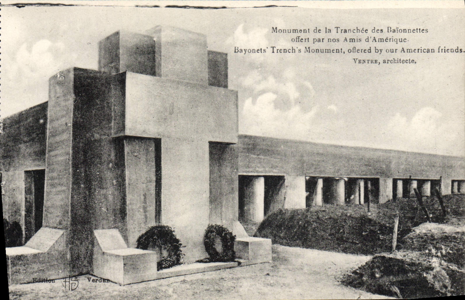 VINTAGE POSTCARD Monument Of Sliced Bayonets Militaria Militaria