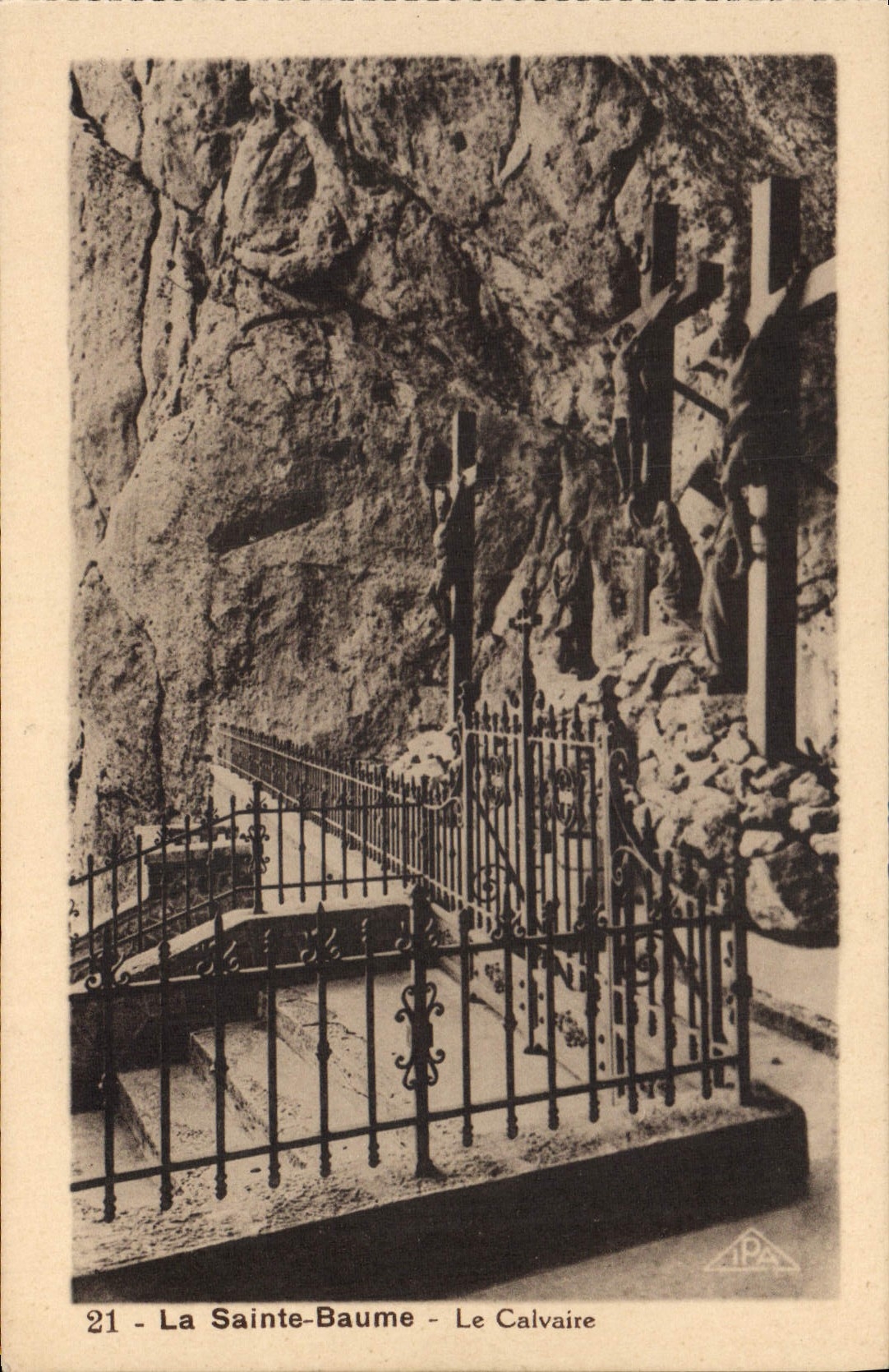 VINTAGE POSTCARD Sainte the Balsam the Martyrdom