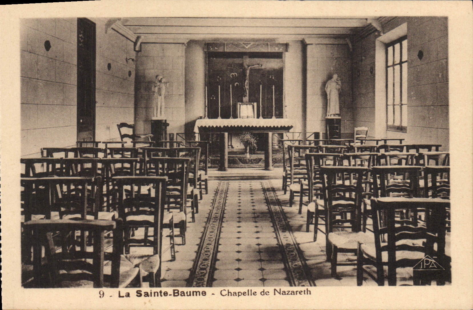 VINTAGE POSTCARD Sainte the Balsam Vault De Nazareth