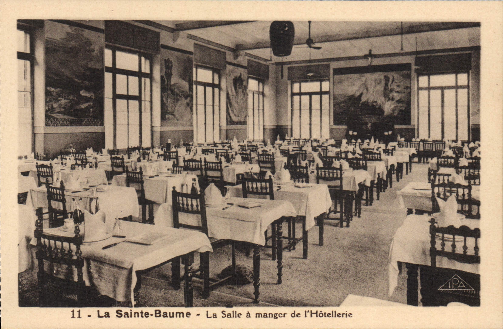 CPA La Sainte Baume La Salle A Manger De l'Hotellerie