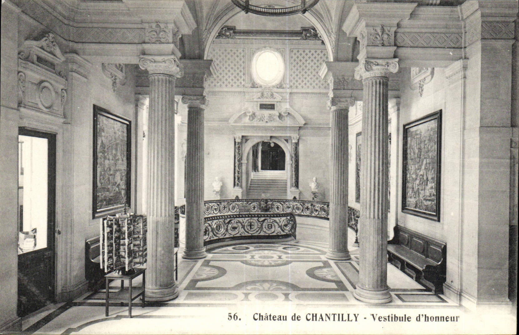 CPA Chateau De Chantilly Vestibule D'Honneur