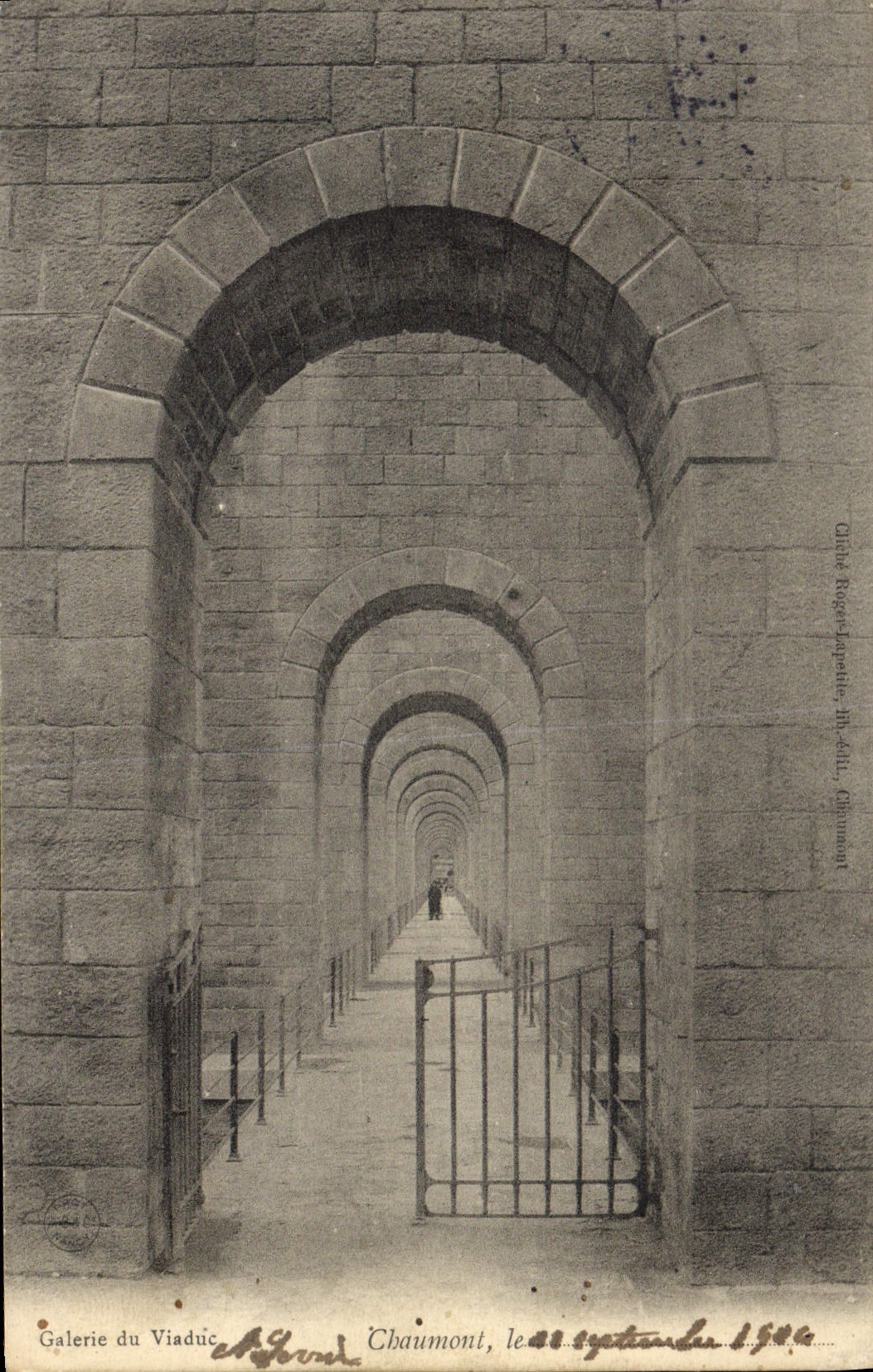 VINTAGE POSTCARD Chaumont Gallery of the viaduct