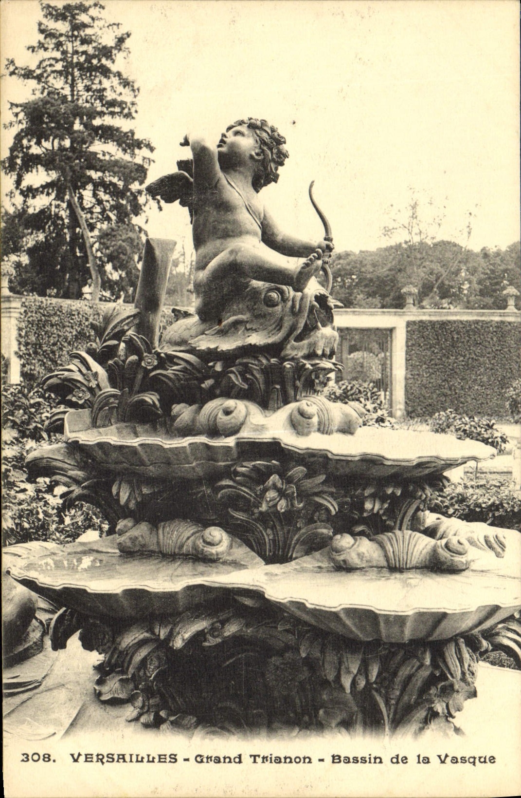 Lavabo grande de Versalles Trianon de la POSTAL de la VENDIMIA del lavabo