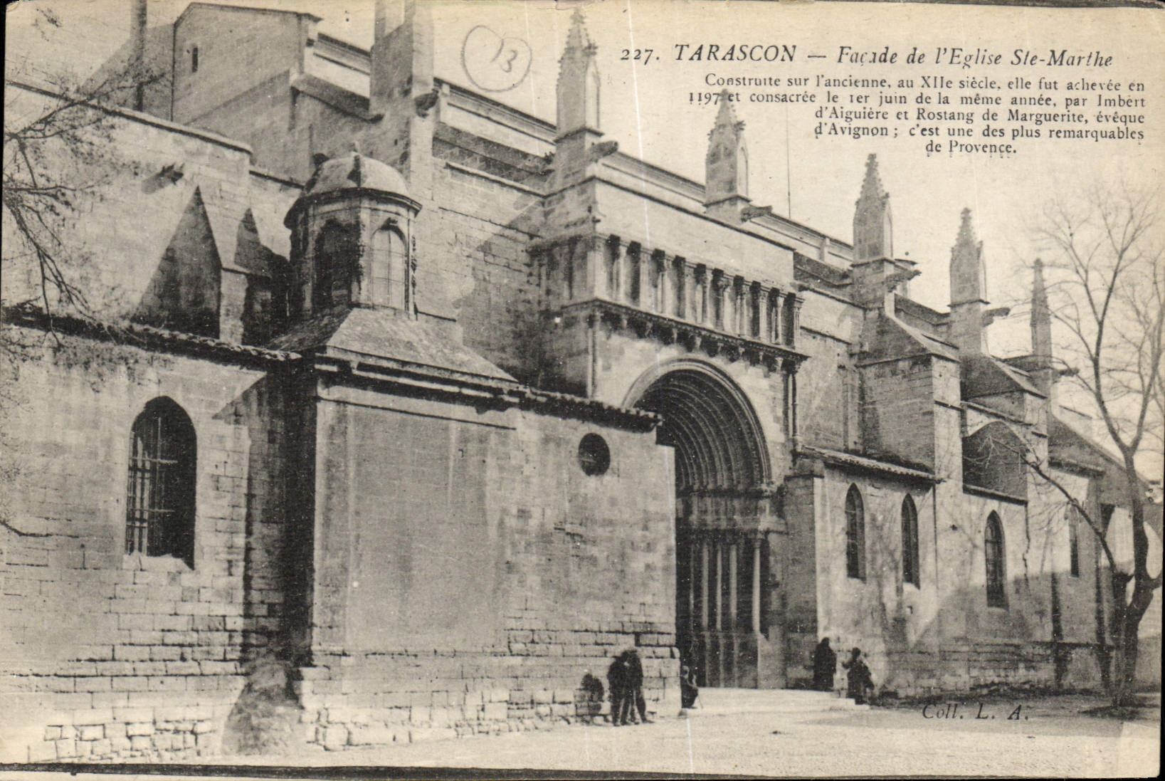 CPA Tarascon Facade De I'Eglist Ste Marthe
