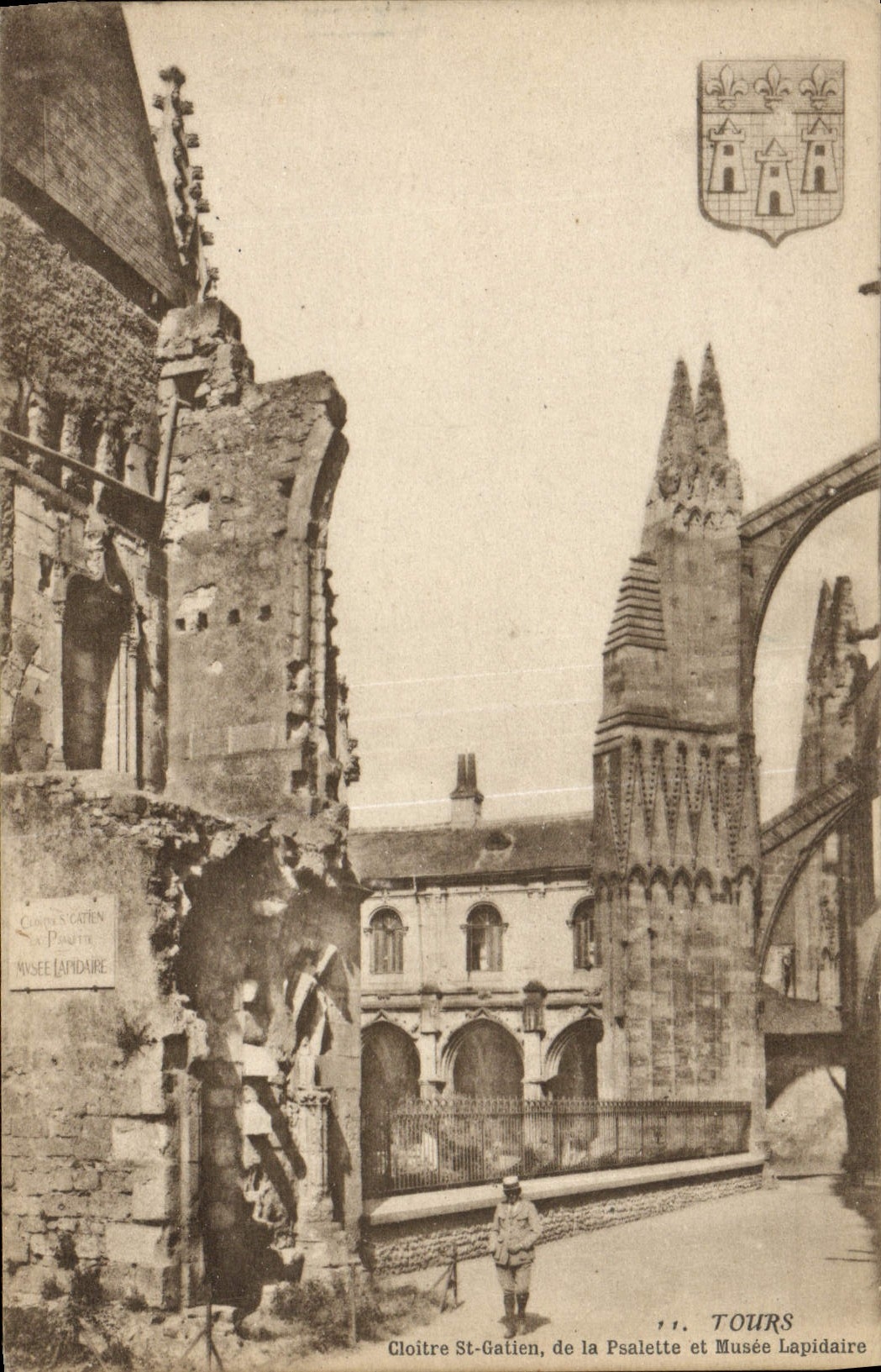 CPA Tours Cloitre St Gatien de la Psalette et musee lapidaire 