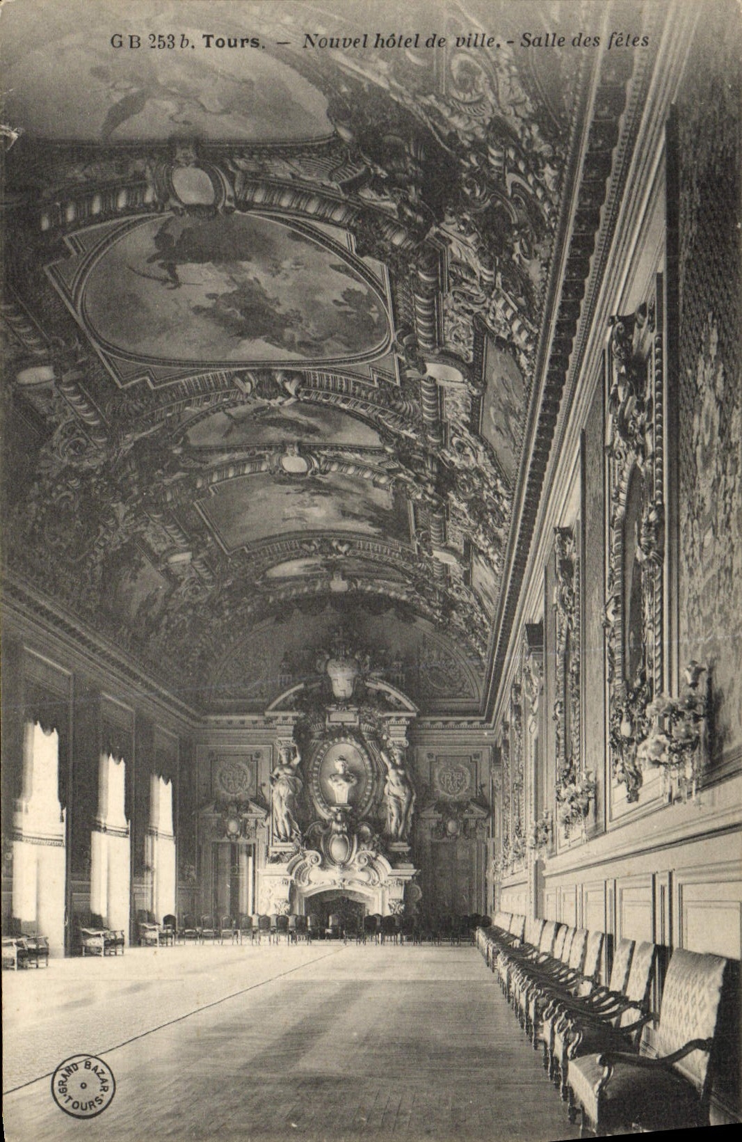 CPA Tours Nouvel Hotel De Ville Salle des fetes