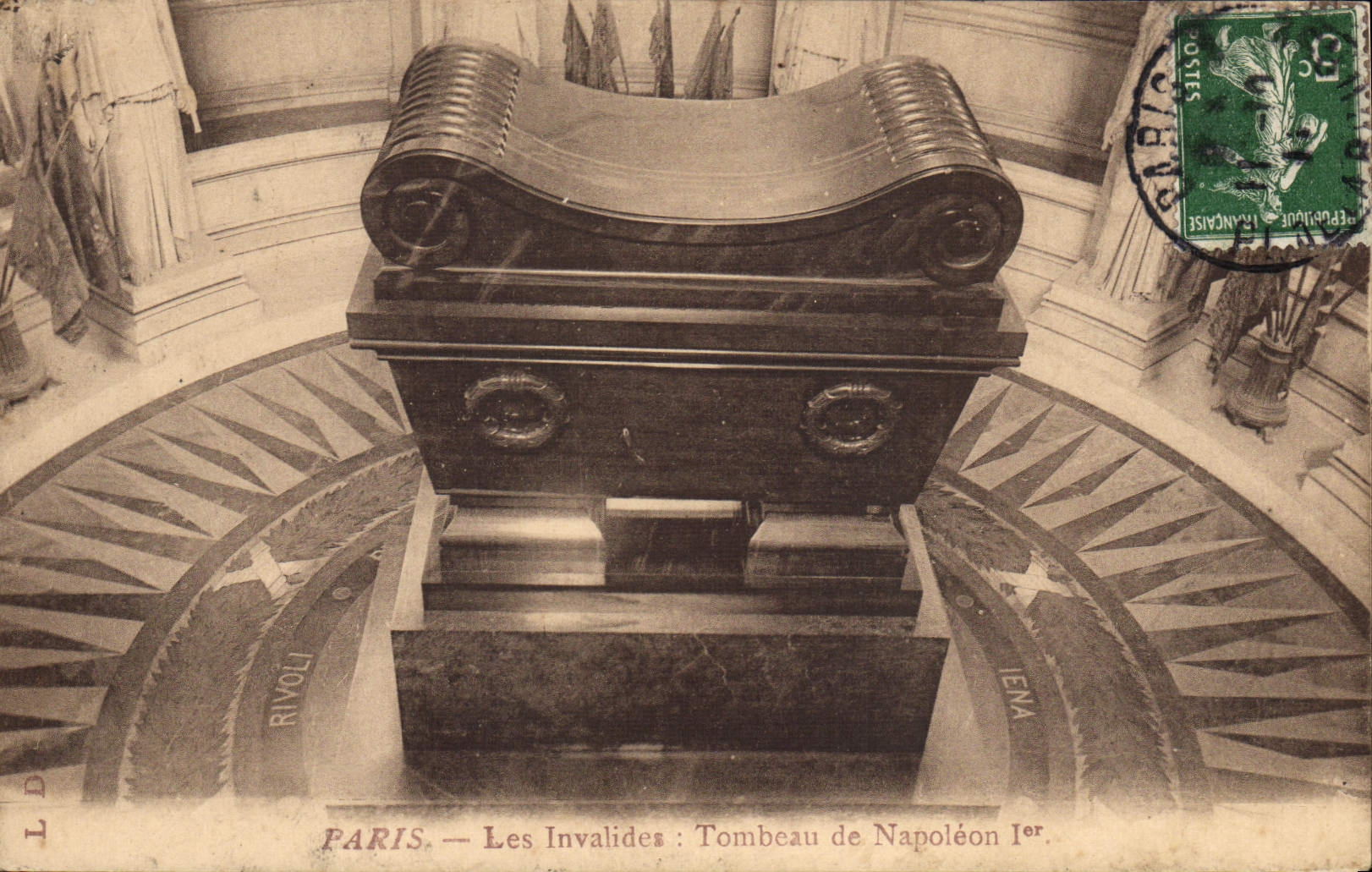 CPA Paris Les Invalides Tombeau De Napoleon 1er