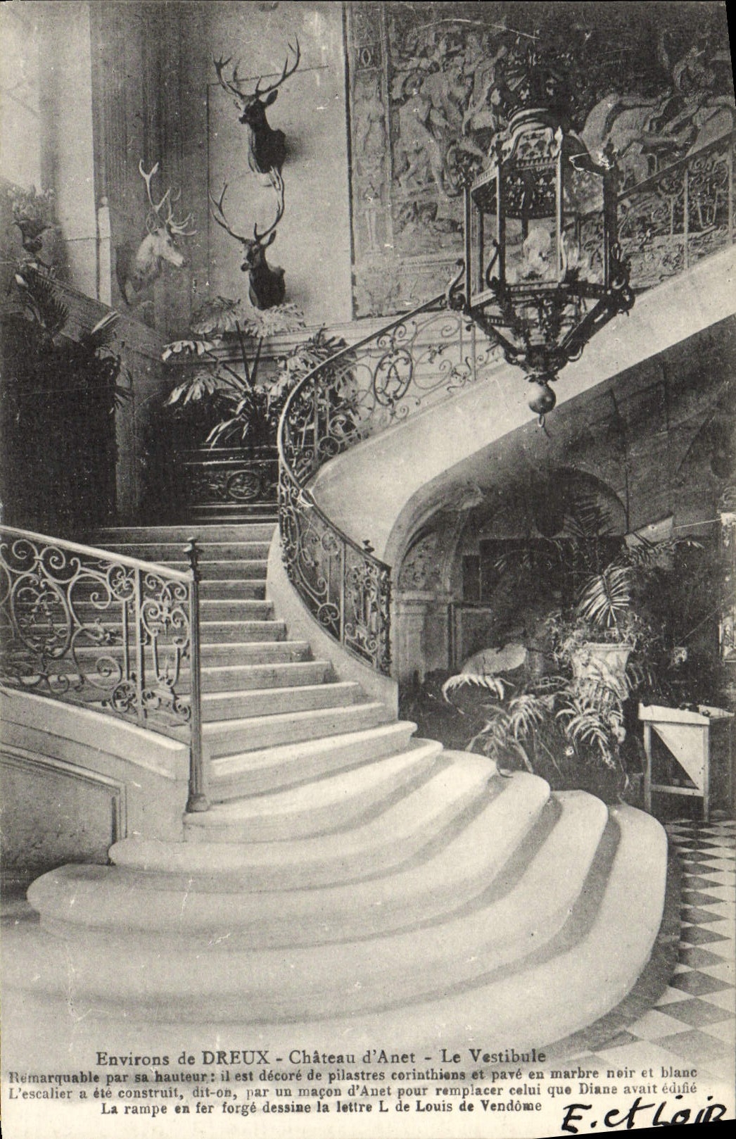 Castillo D Anet de Dreux de la POSTAL de la VENDIMIA el pasillo