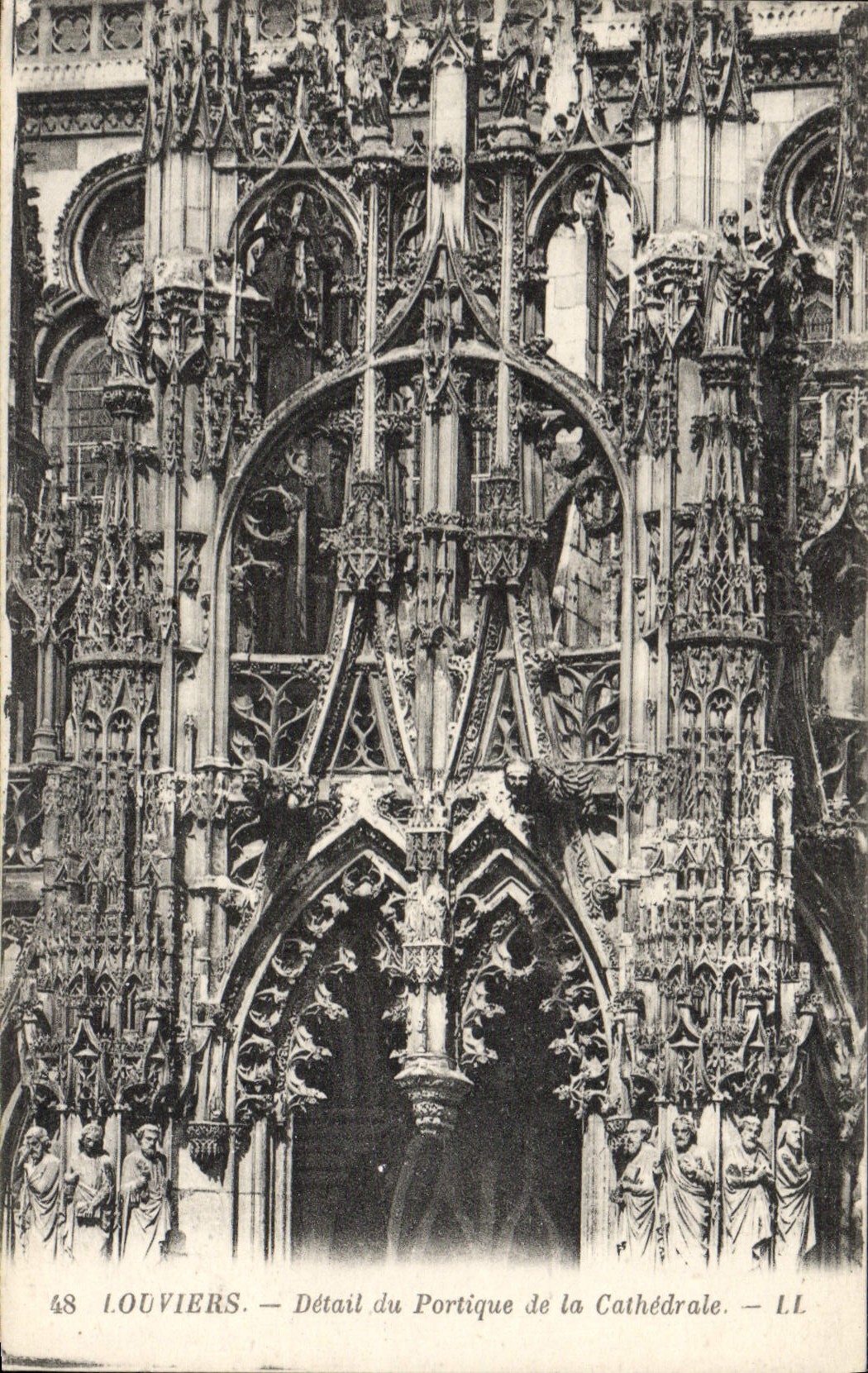 CPA Louviers Detail Du Portique De La Cathedrale