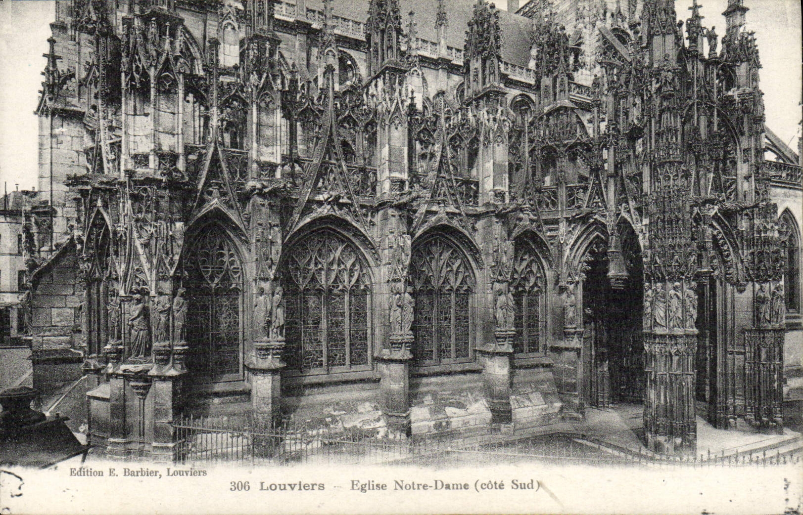 VINTAGE POSTCARD Louviers Notre Dame Church