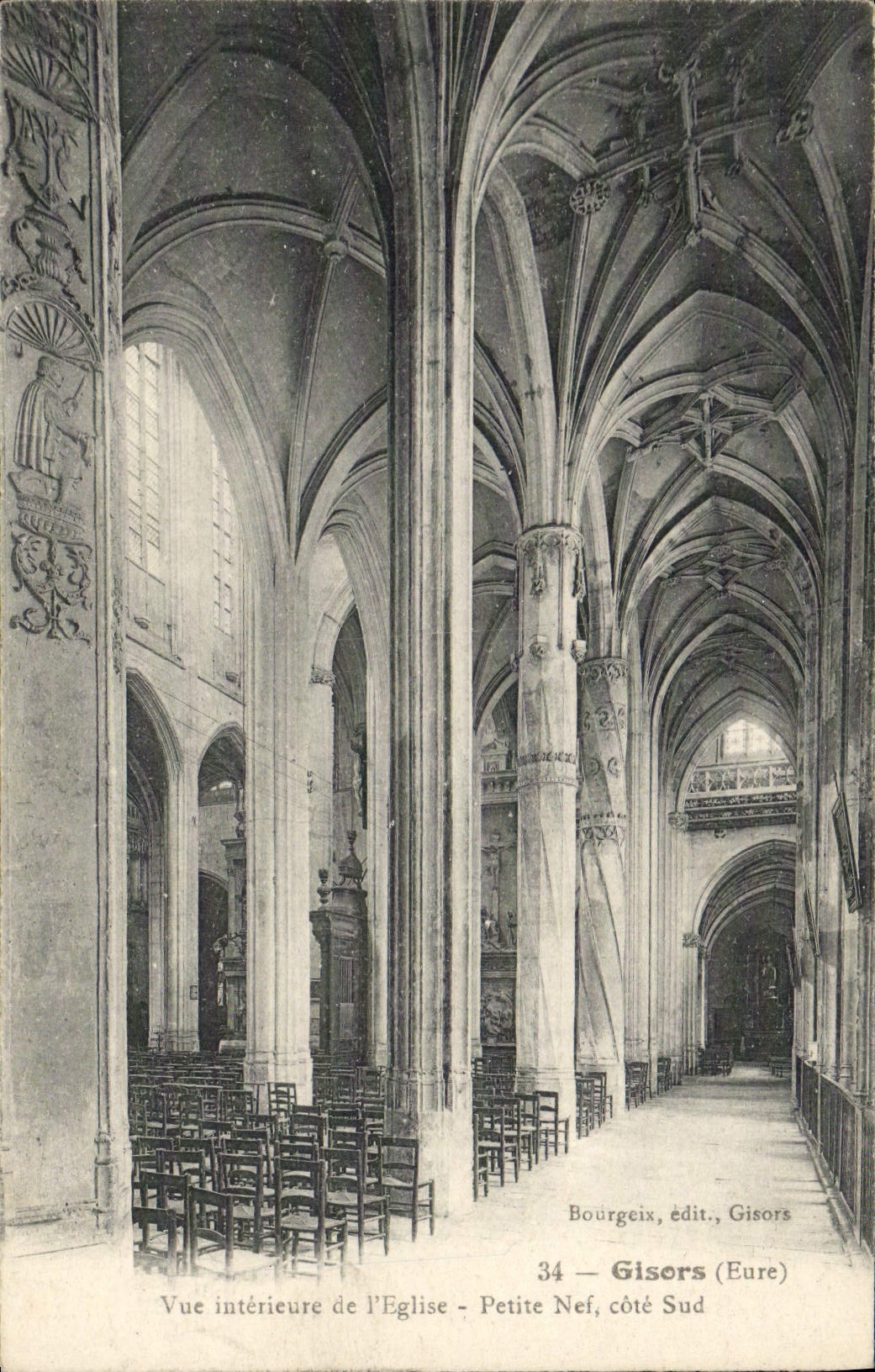 CPA Gisors Vue Interieure De I'Eglise Petite nef
