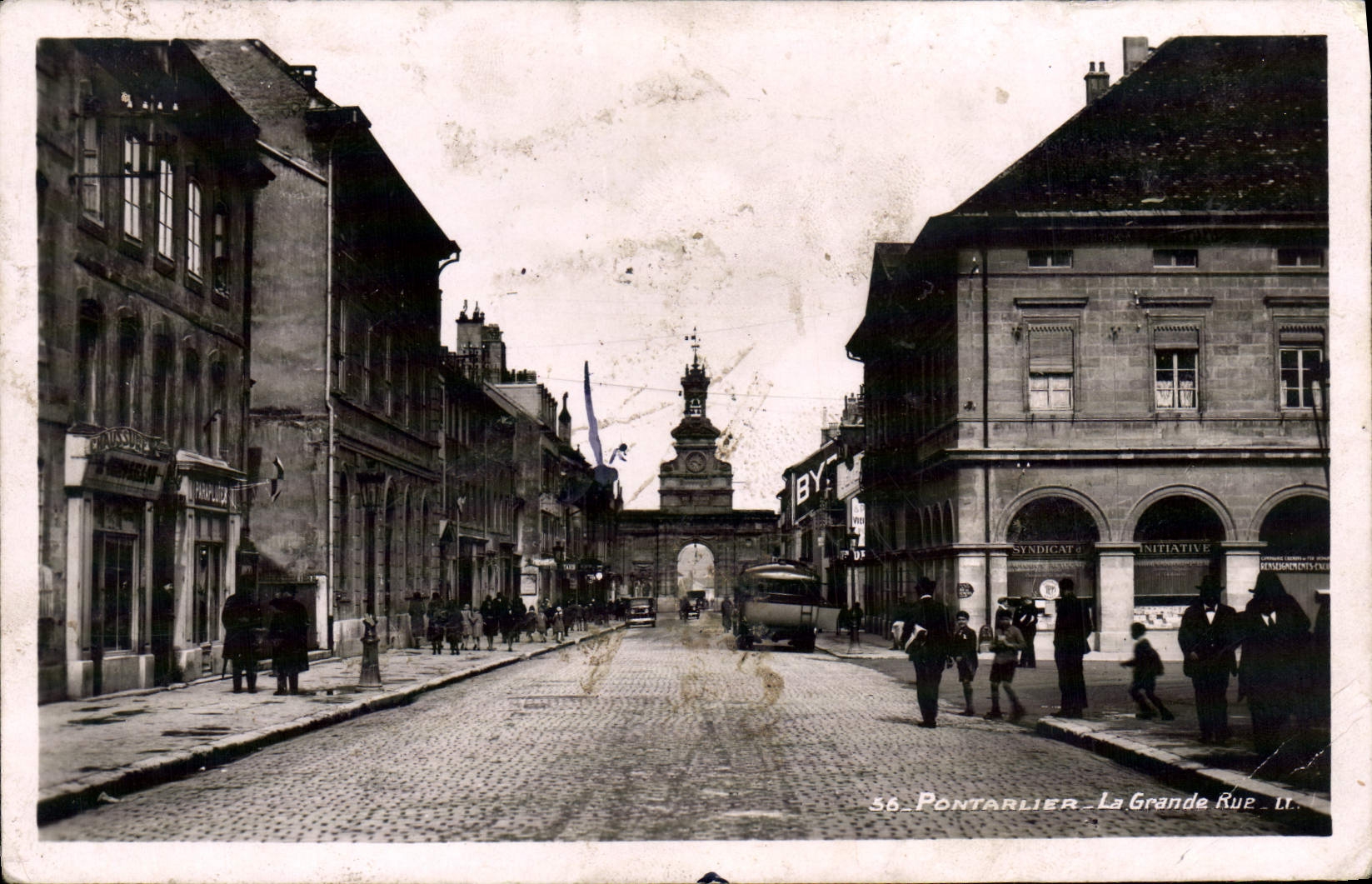 MODERN CARD Pontarlier Main street