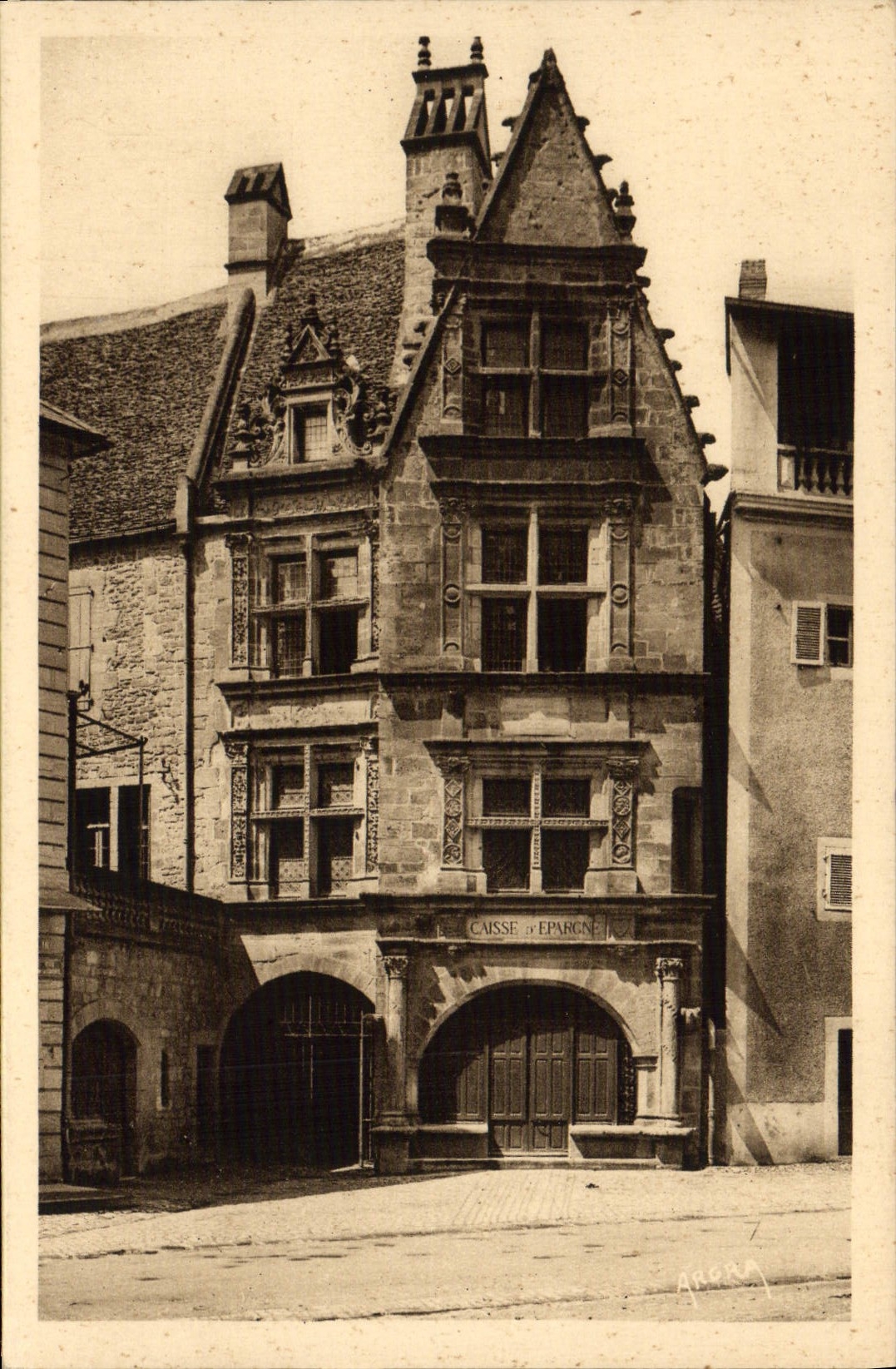CPA Sarlat Maison Renaissance Ou Naquit Etienne de la Boetie Banque Caisse d'Epargne