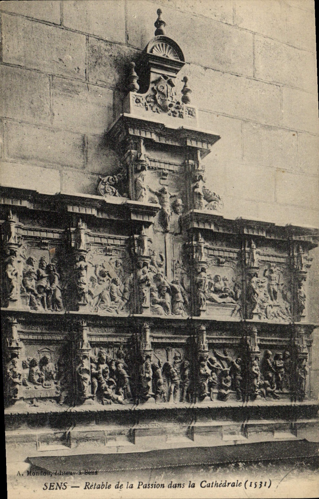 CPA Sens Retable De La Passion Dans La Cathedrale