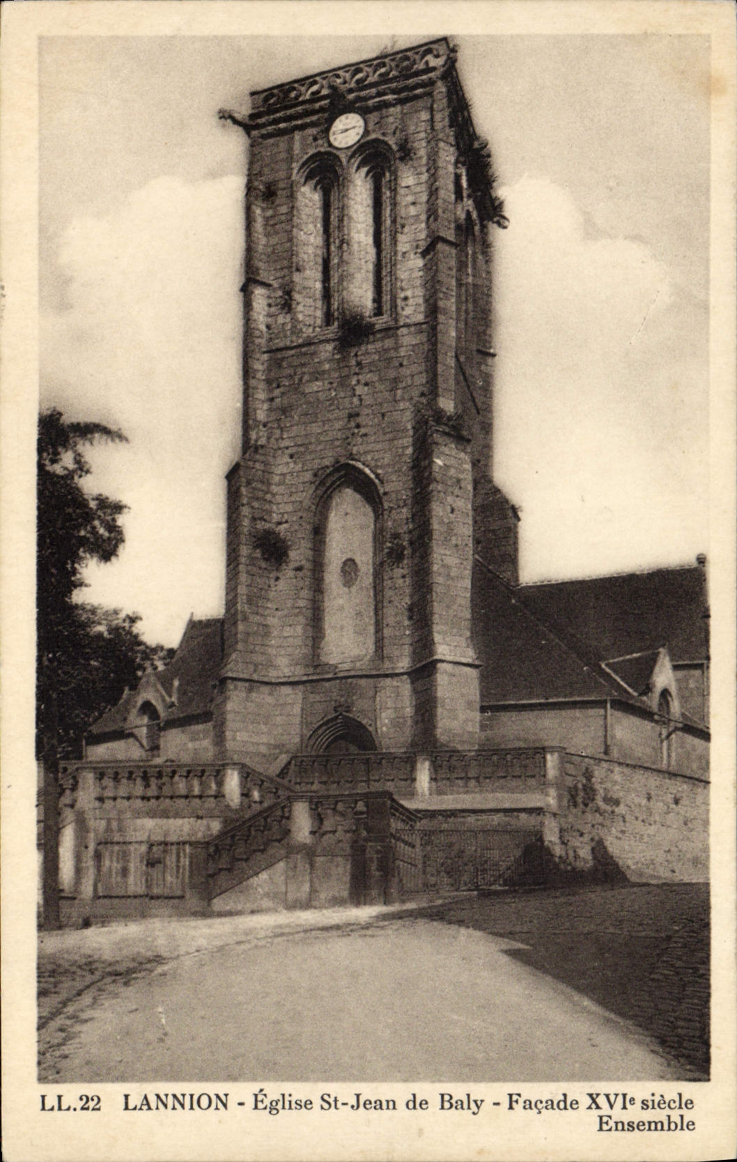 CPA Lannion Eglise St Jean De Baly Facade