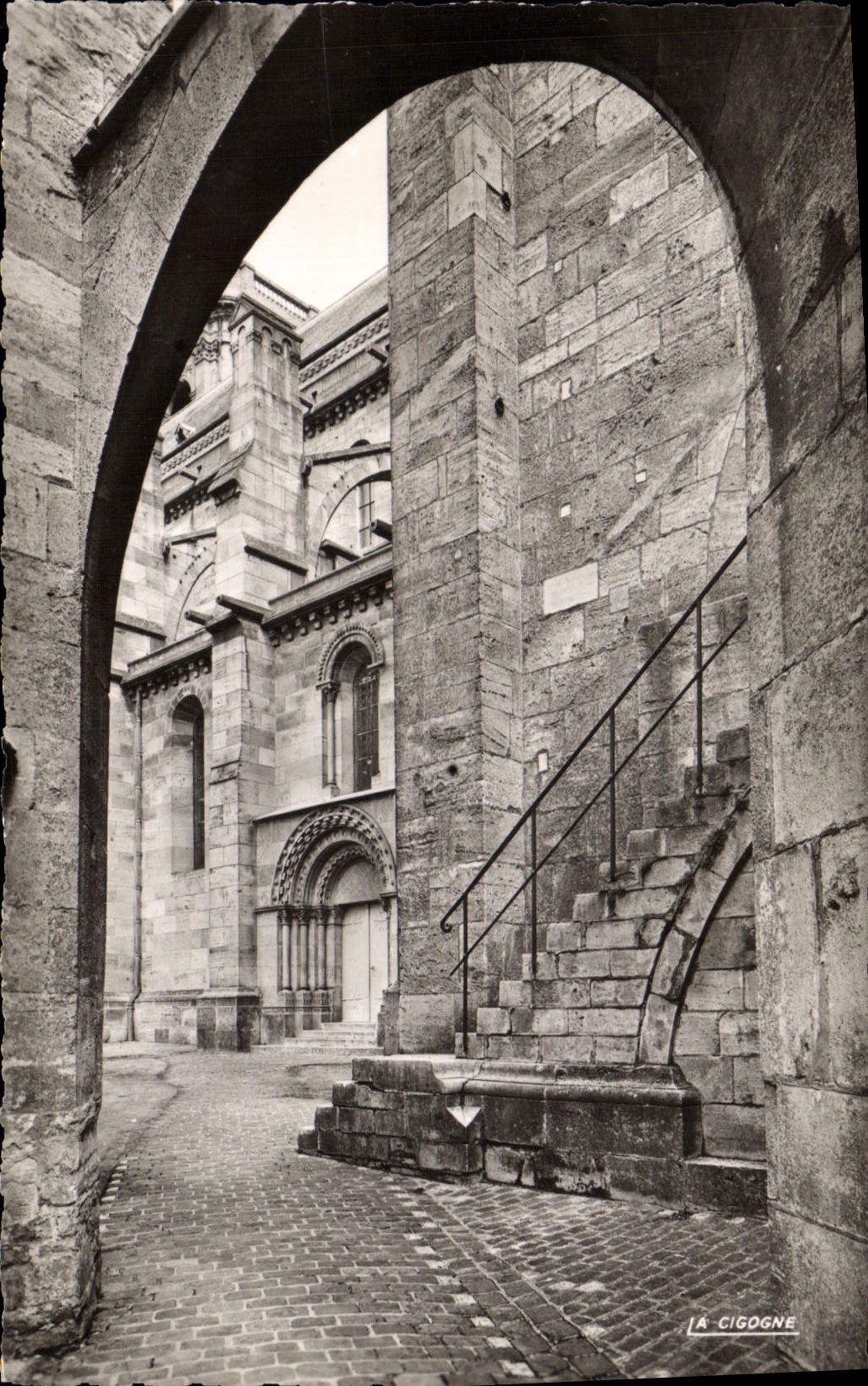 MODERN CARD Langres a Medieval Corner