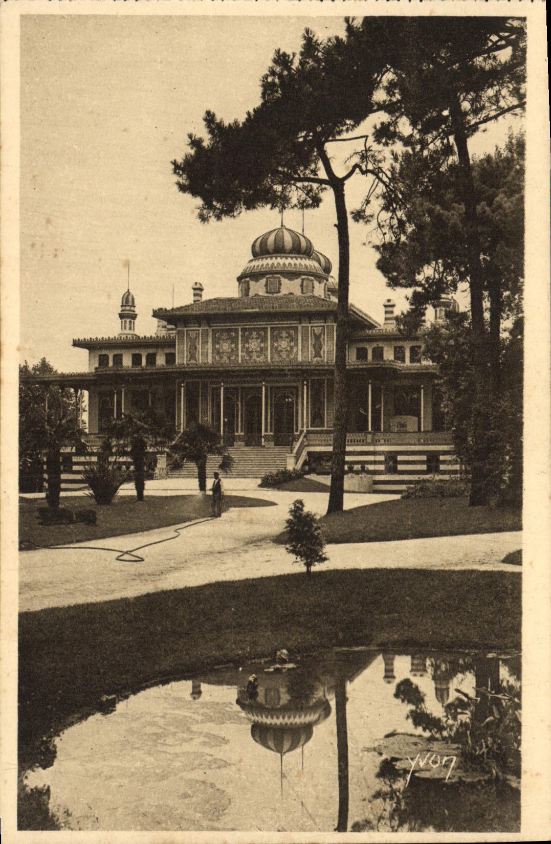 VINTAGE POSTCARD Arcachon the Moorish Casino Of the Town Of Winter