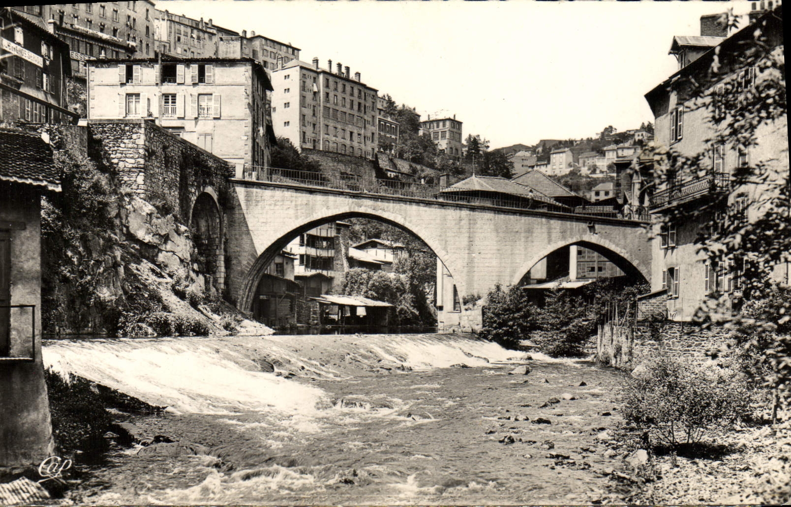 MODERN CARD Thiers Falls Of Durolle Bridge And Chute De Seychalles