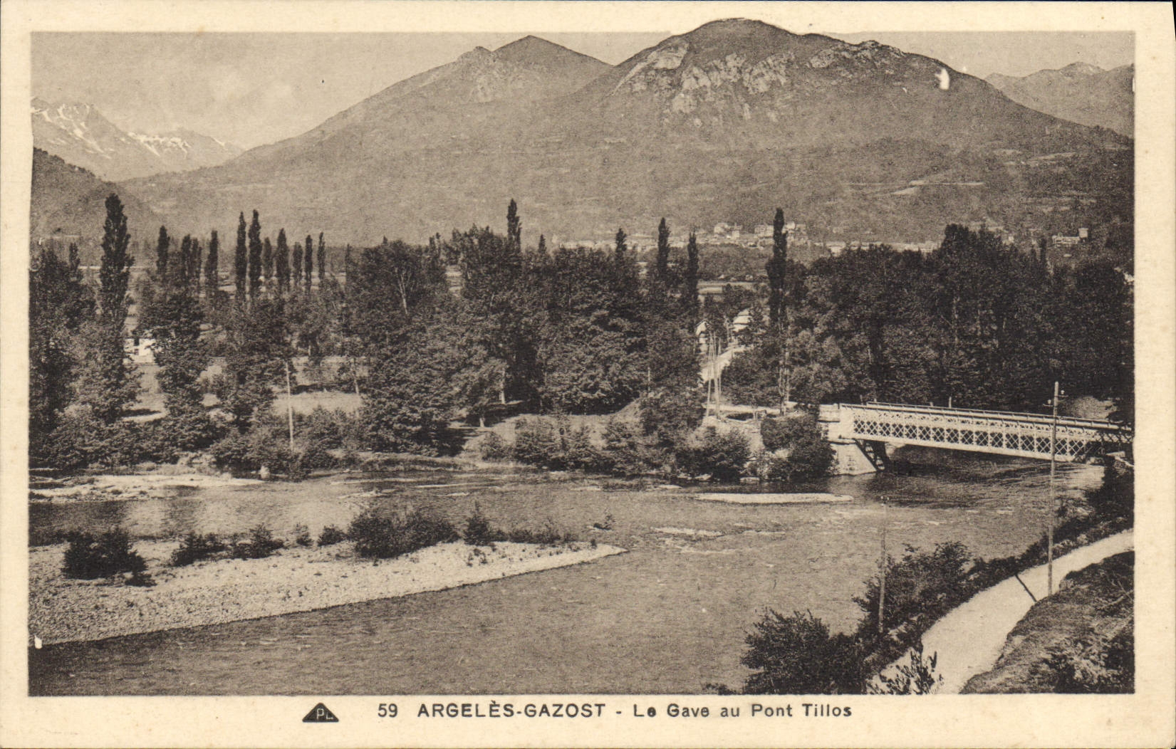CPA Argeles Gazost Le Gave Au Pont Tillos