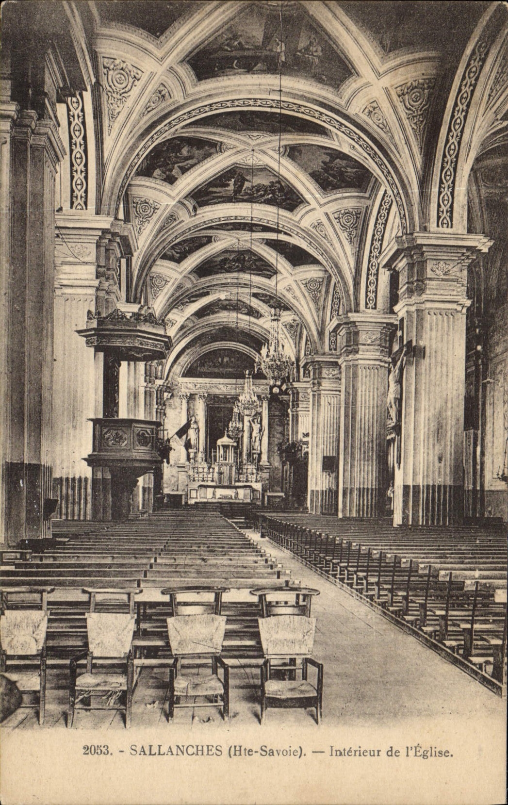 VINTAGE POSTCARD Interior Sallanches Of the Church