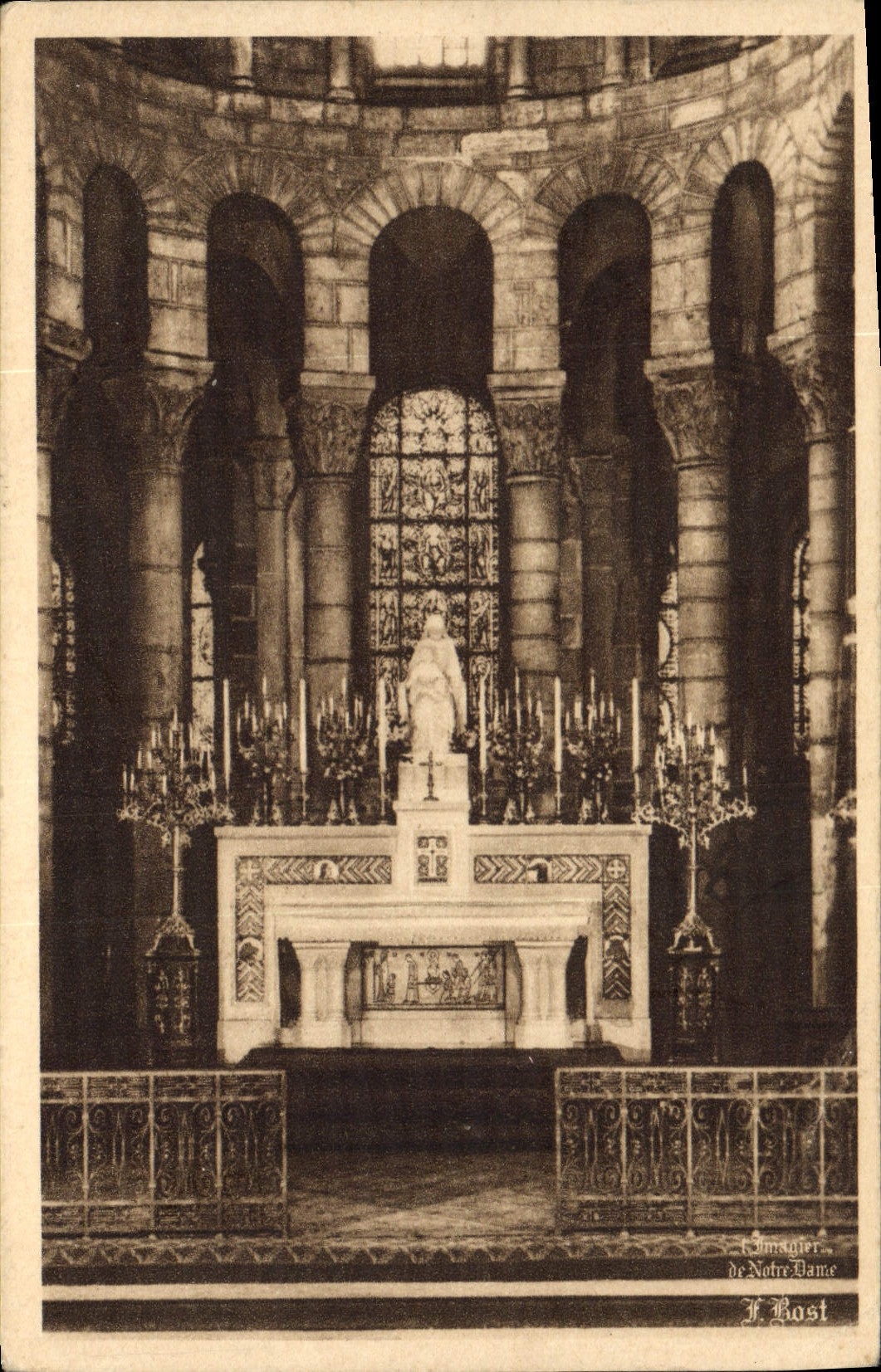 La POSTAL Nore de la VENDIMIA pega el puente portuario del horno de Clermont-Ferrand Maitre del estribillo de la basílica