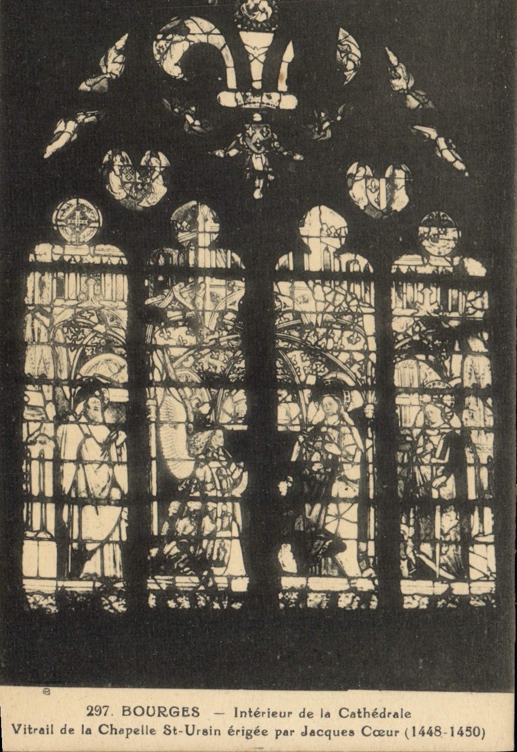 POSTAL Bourges interior de la VENDIMIA del vidrio manchado de la catedral del St Urbain de la cámara acorazada de Jacques Heart