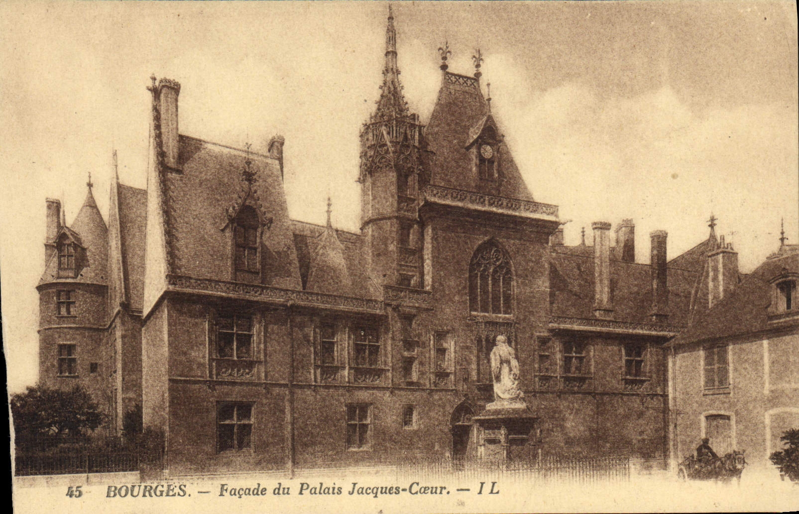 Ataque frontal de Bourges de la POSTAL de la VENDIMIA del corazón de Jacques del paladar