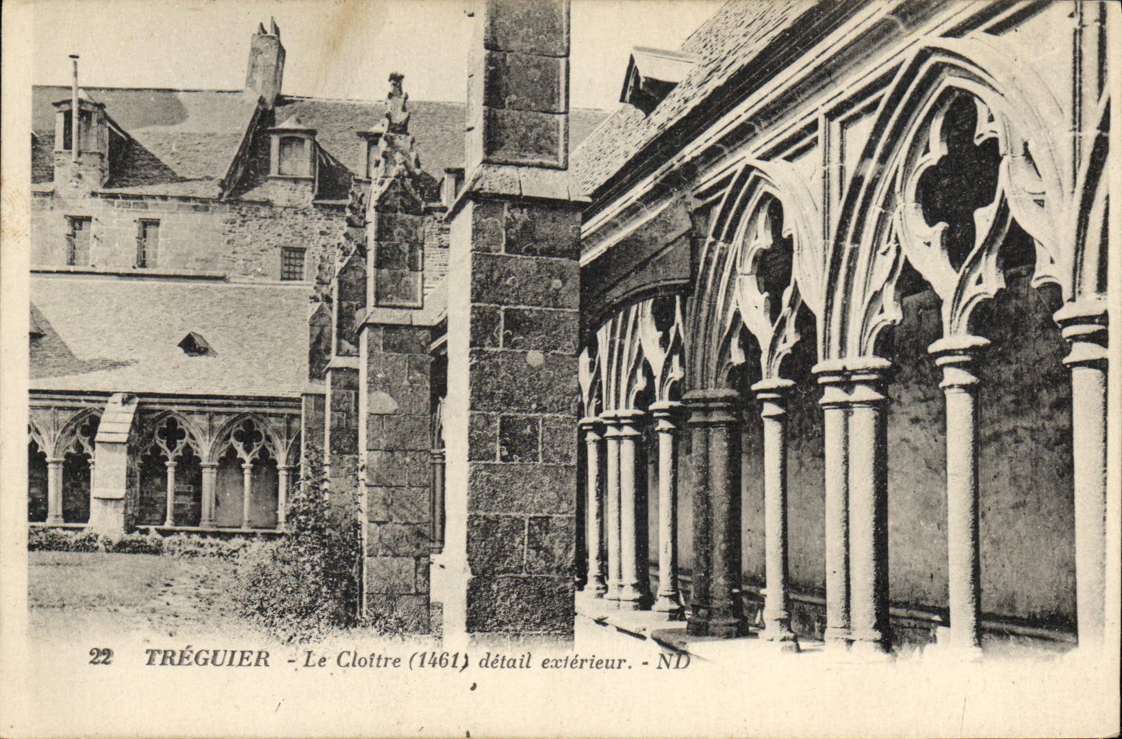 CPA Treguier Le Cloitre detail Exterieur
