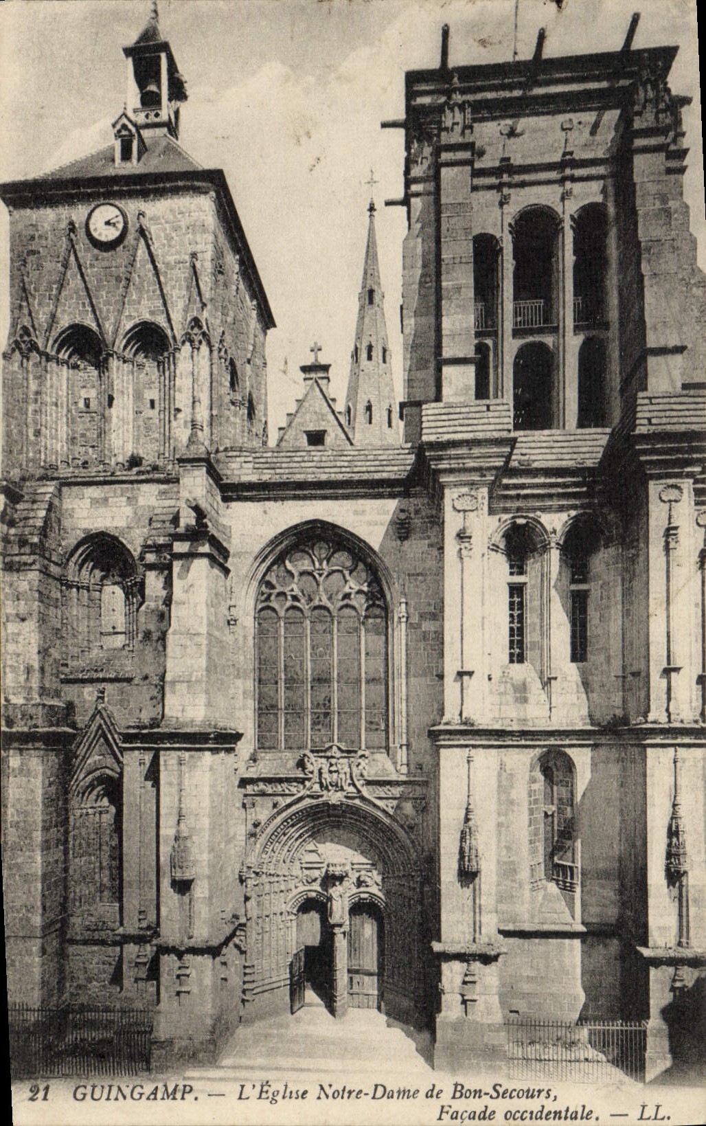 VINTAGE POSTCARD Guingamp the Church Notre Dame de Bon Help