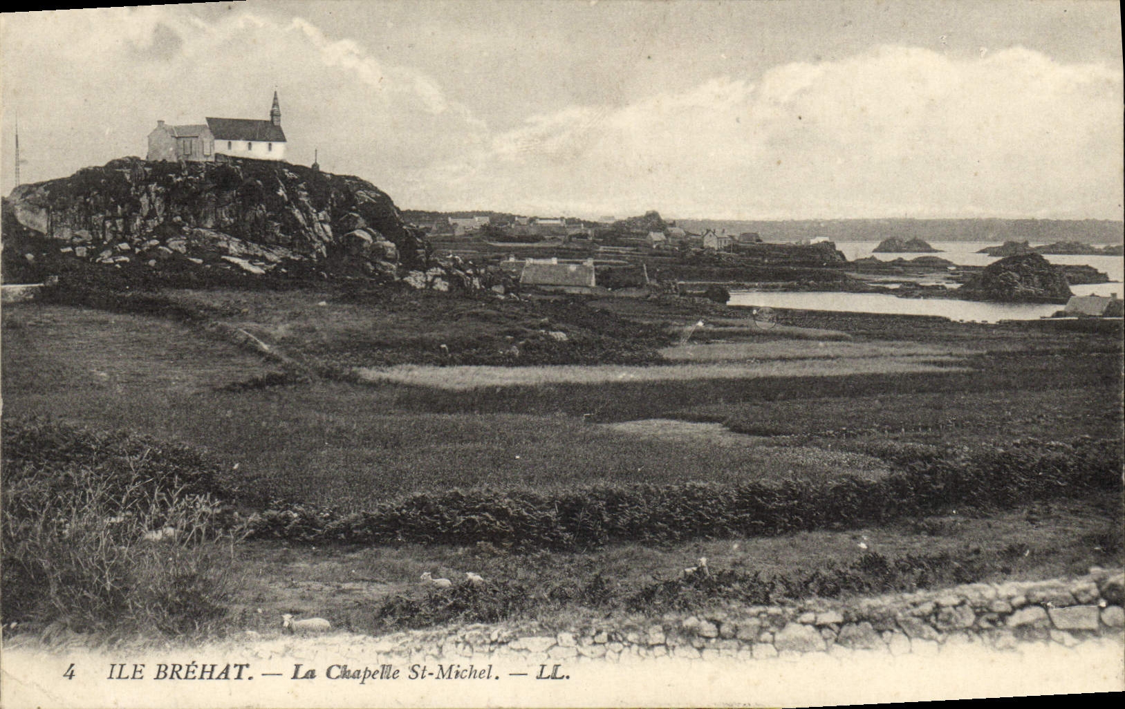 CPA Ile Brehat La Chapelle St Michel