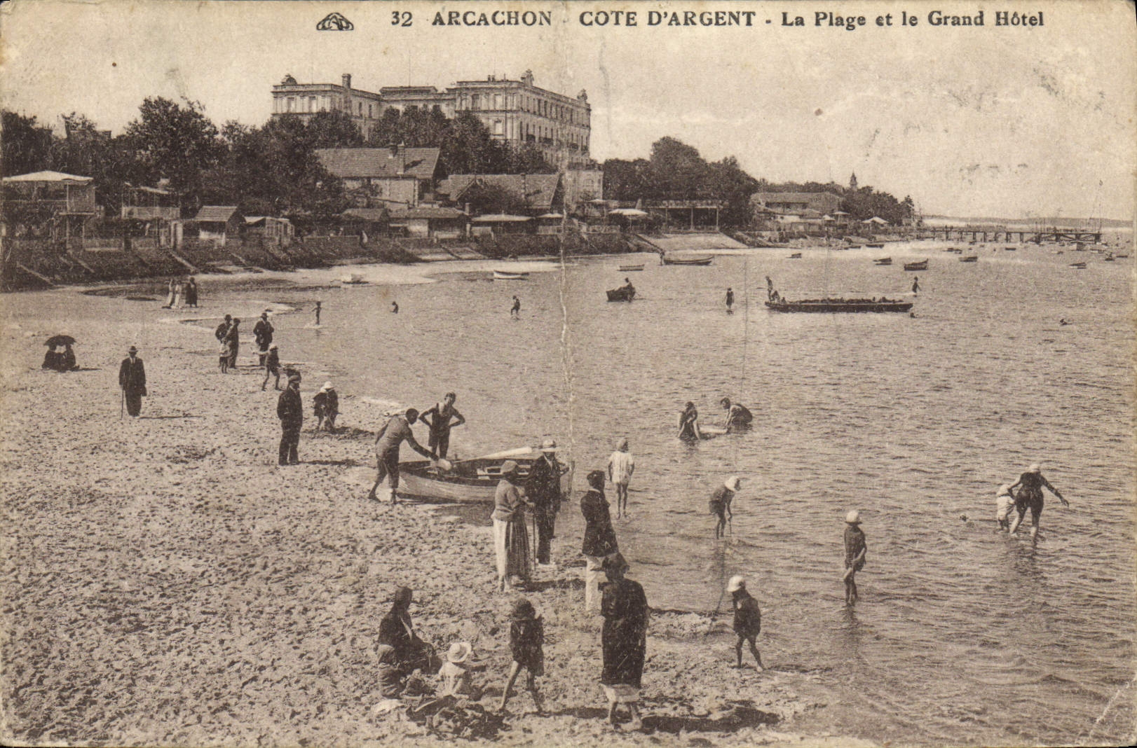 CPA Arcachon Cote D'Argent La Plage et le Grand Hotel