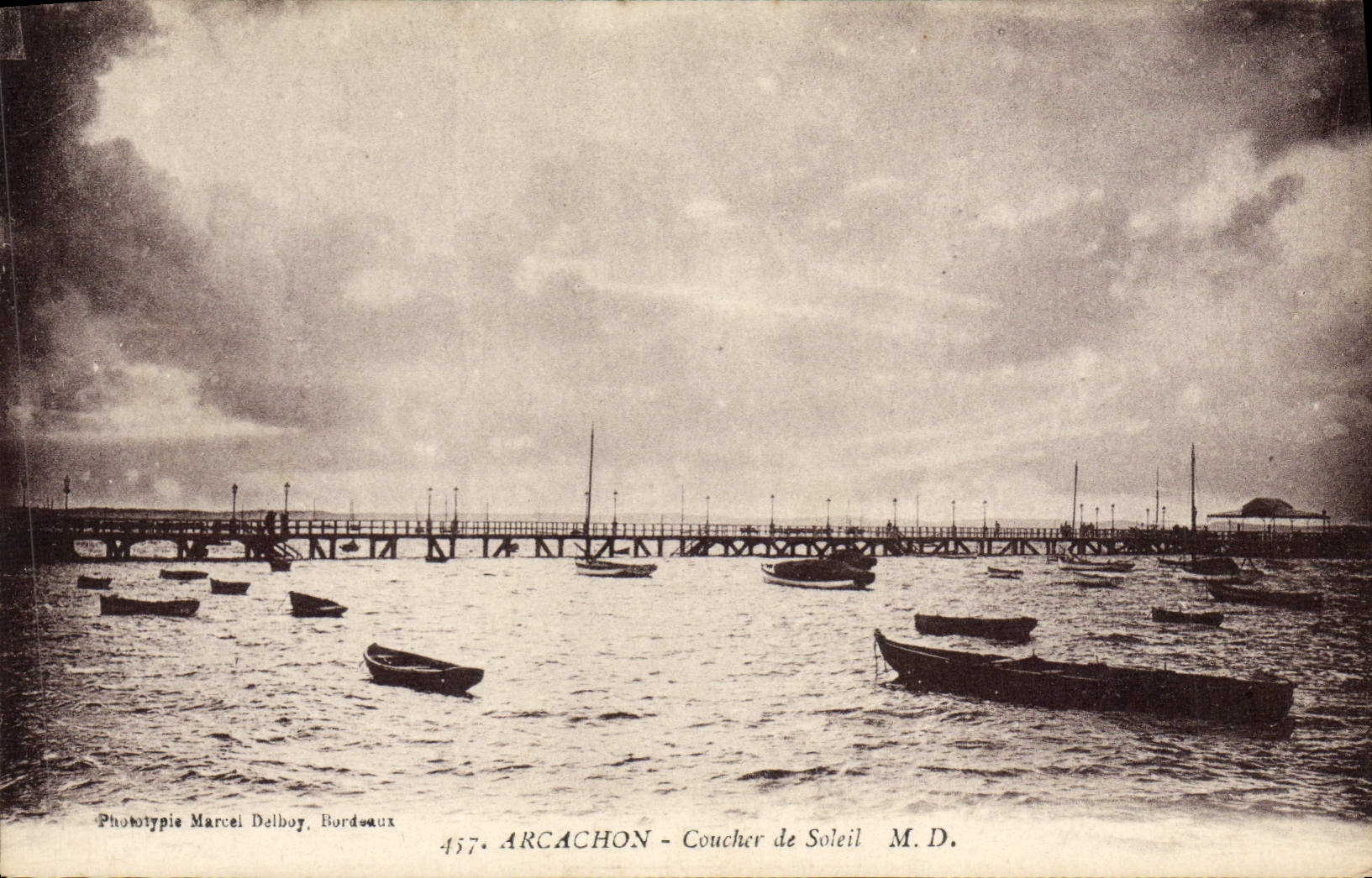 CPA Arcachon Coucher de Soleil