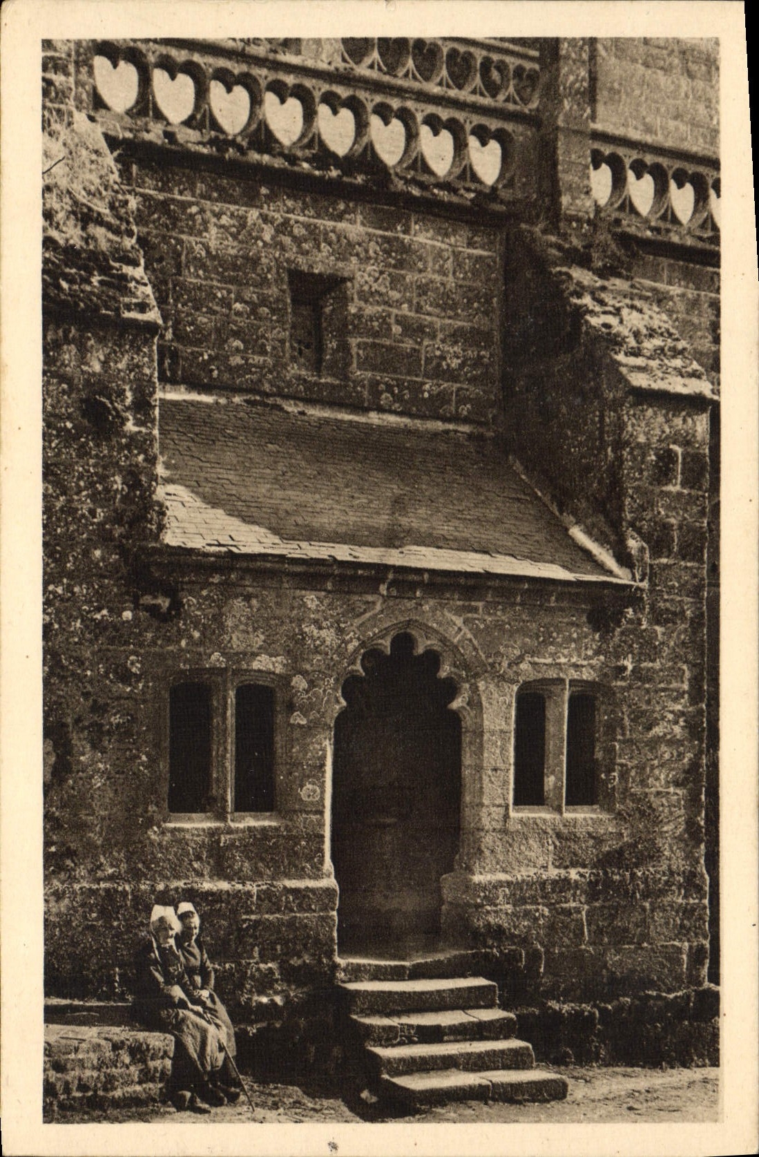 POSTAL Locronan de la VENDIMIA delicioso el pequeño pórtico norteño con su Windows gemelo