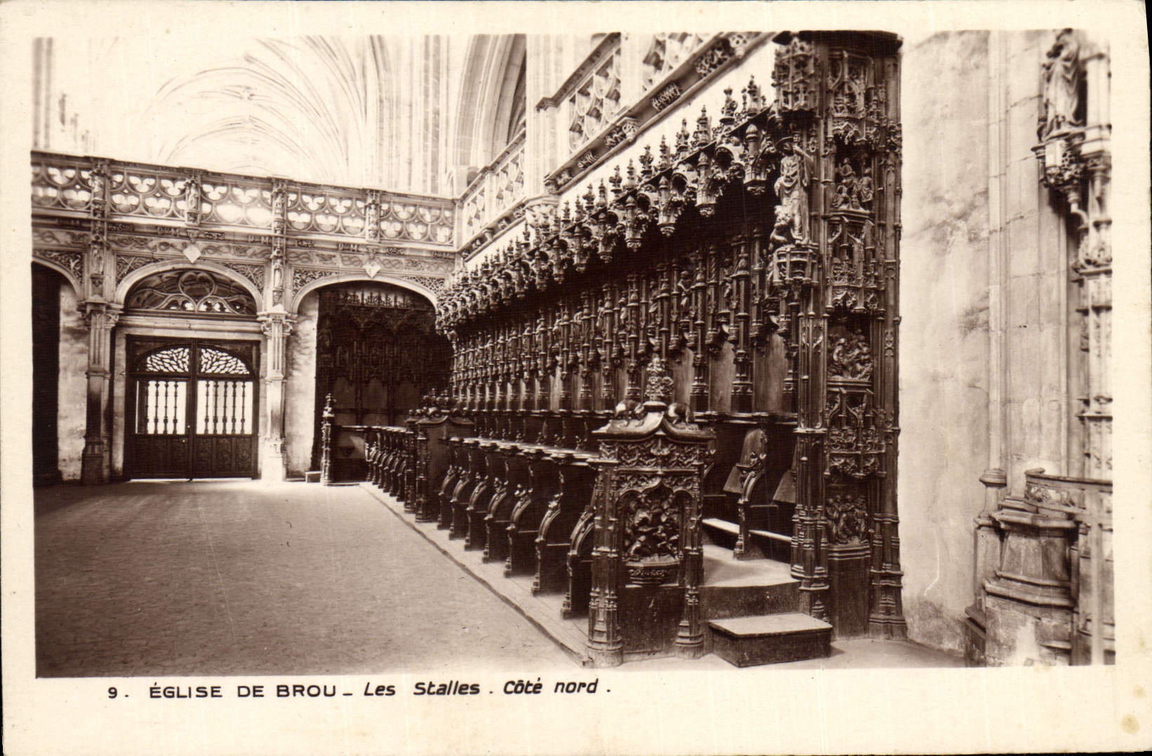 CPA Eglise De Brou Les Stalles Cote Nord