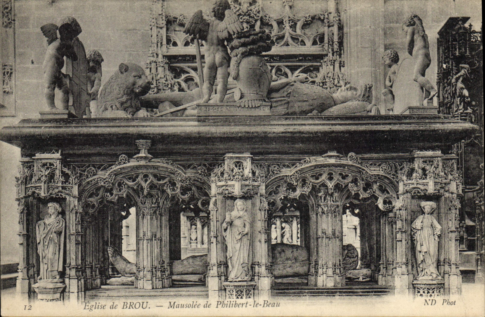 VINTAGE POSTCARD Borough Church of Husks Mausoleum of Philibert Beautiful