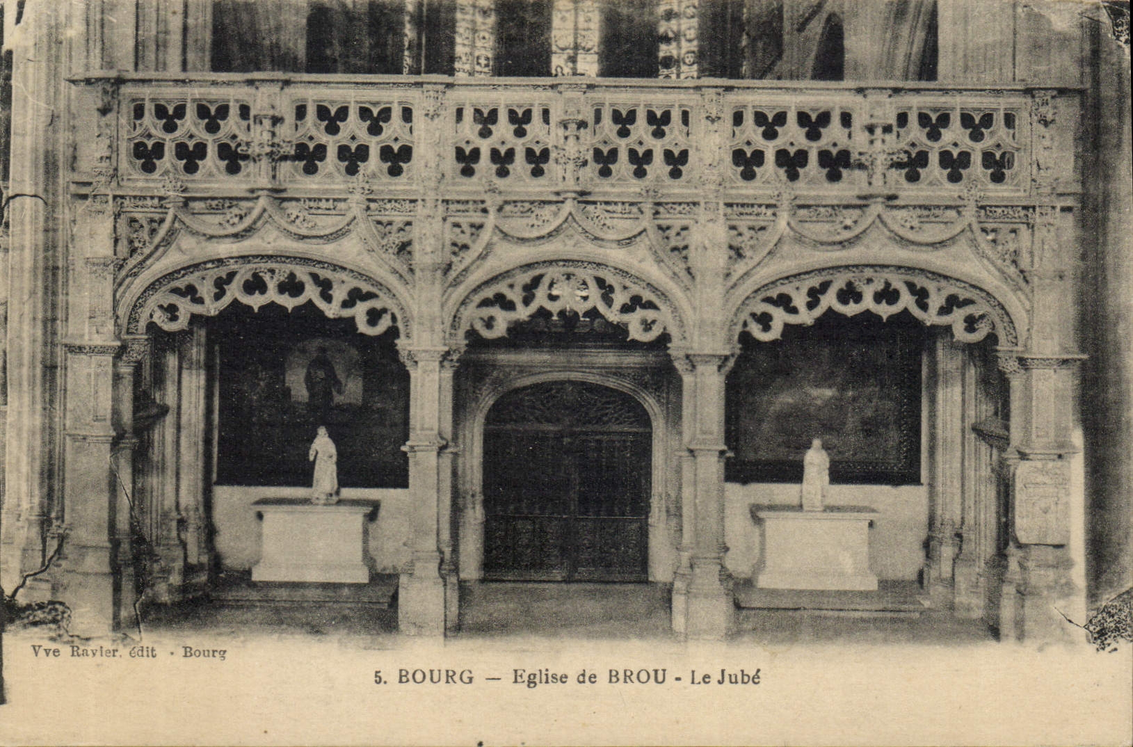 CPA Bourg Eglise de Brou Le Jube