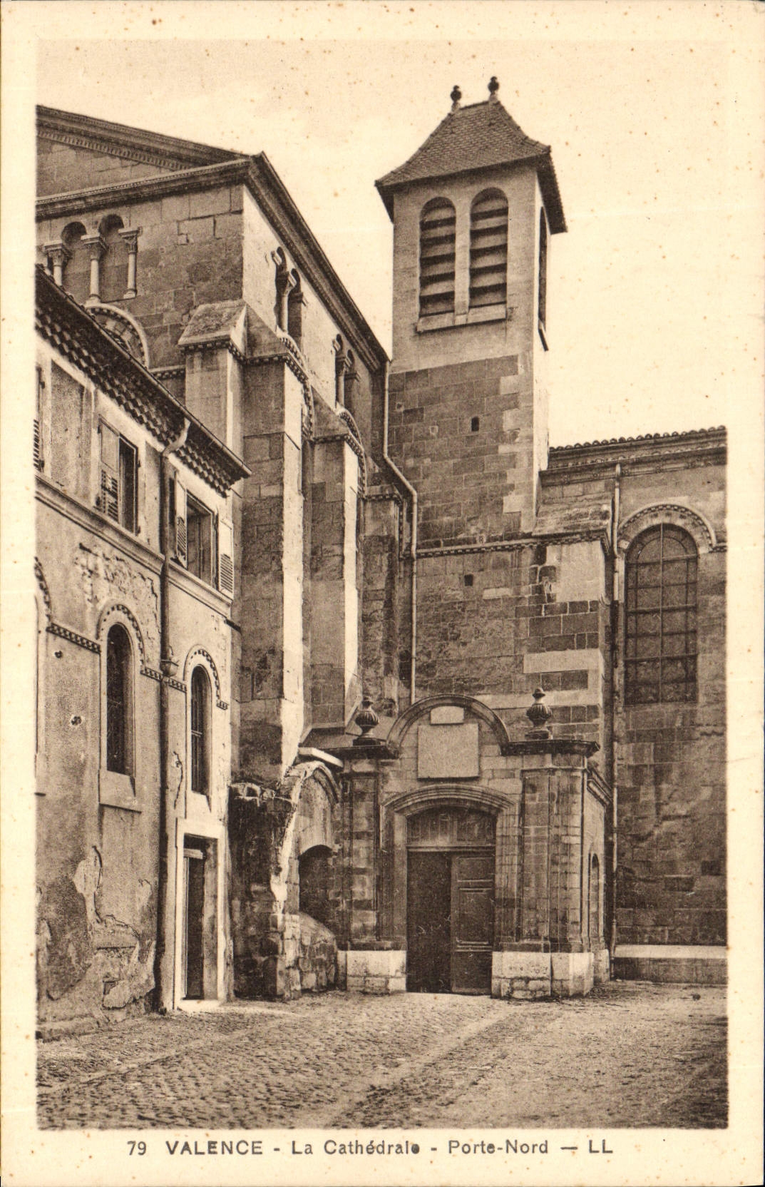 VINTAGE POSTCARD Valence the Cathedral Carries Northern