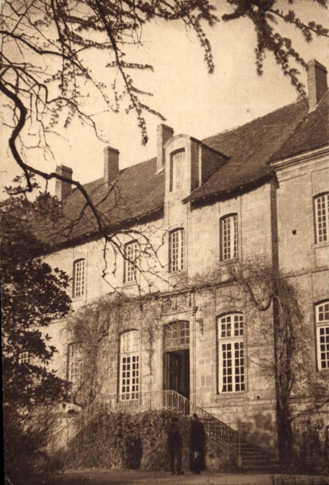 VINTAGE POSTCARD Solignac Seminar Of the Missions