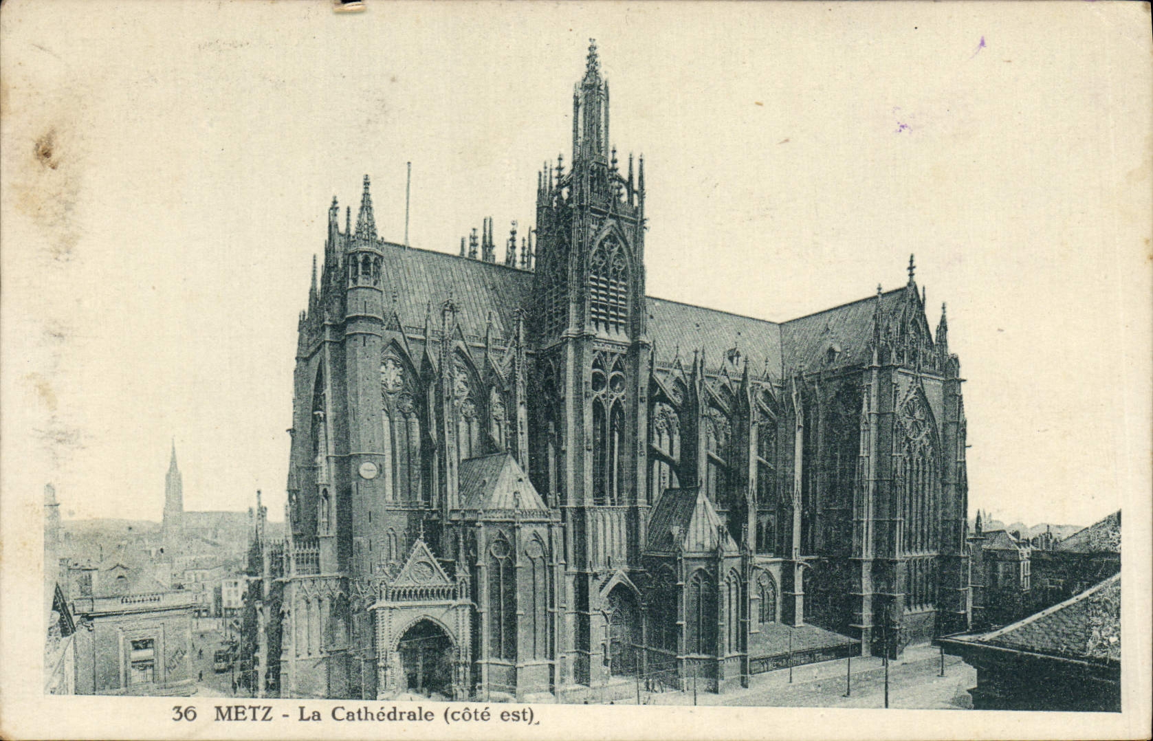 VINTAGE POSTCARD Metz the Cathedral
